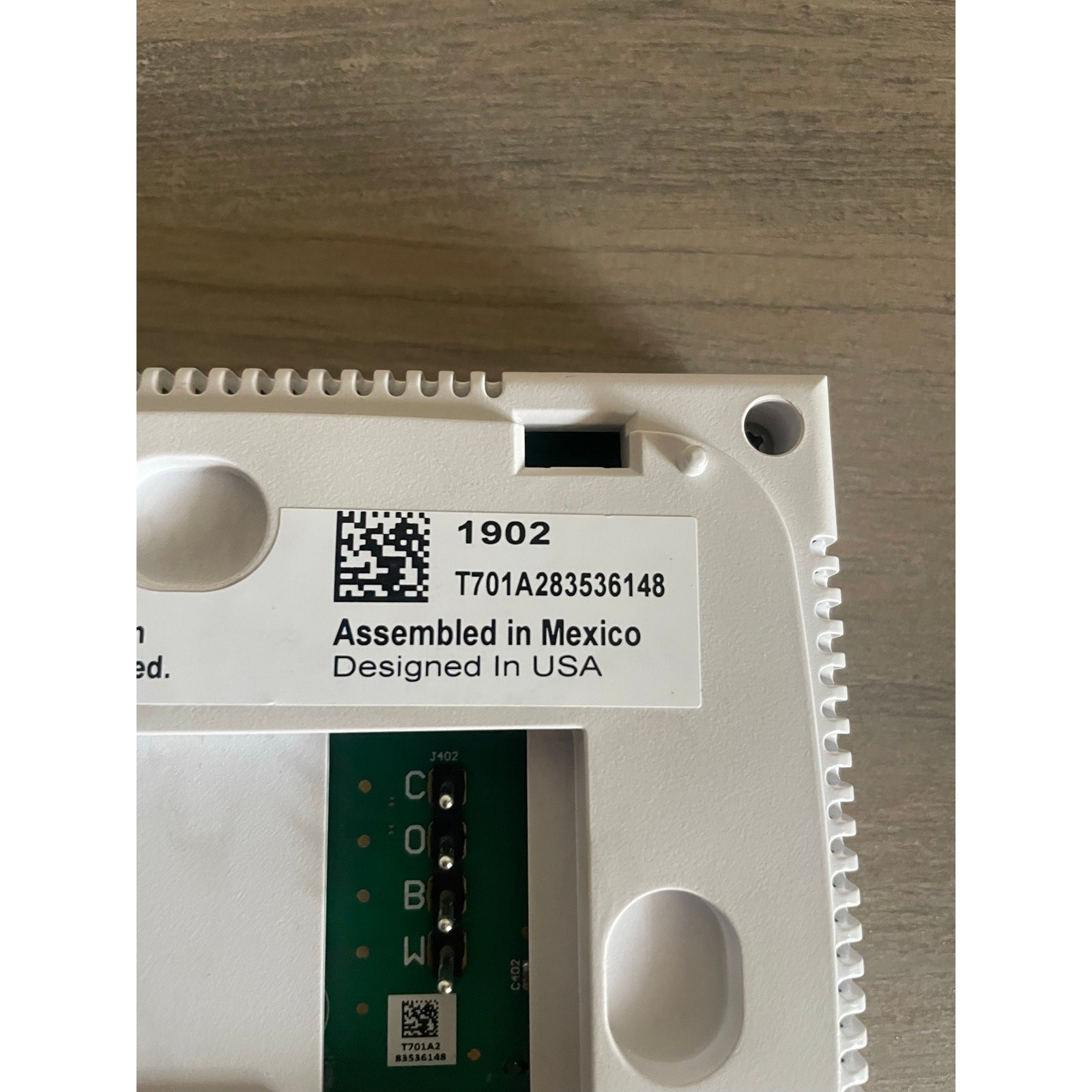 PRO1 T701 Non-Programmable 4 sq. inch Display Thermostat -TESTED