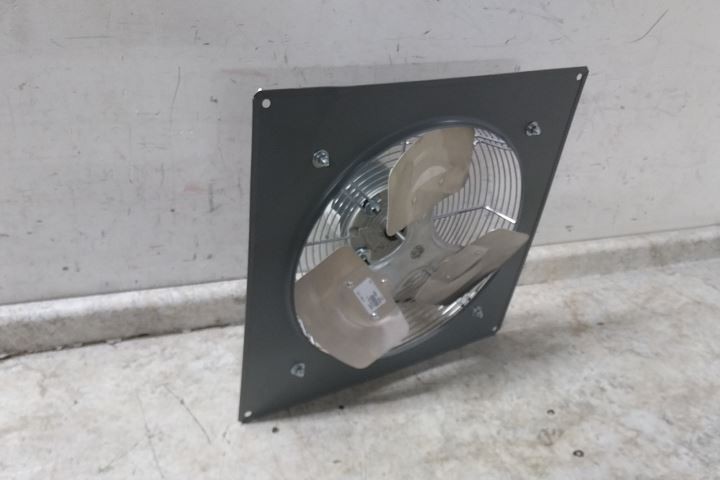 Canarm P16-3 115V Panel Fan