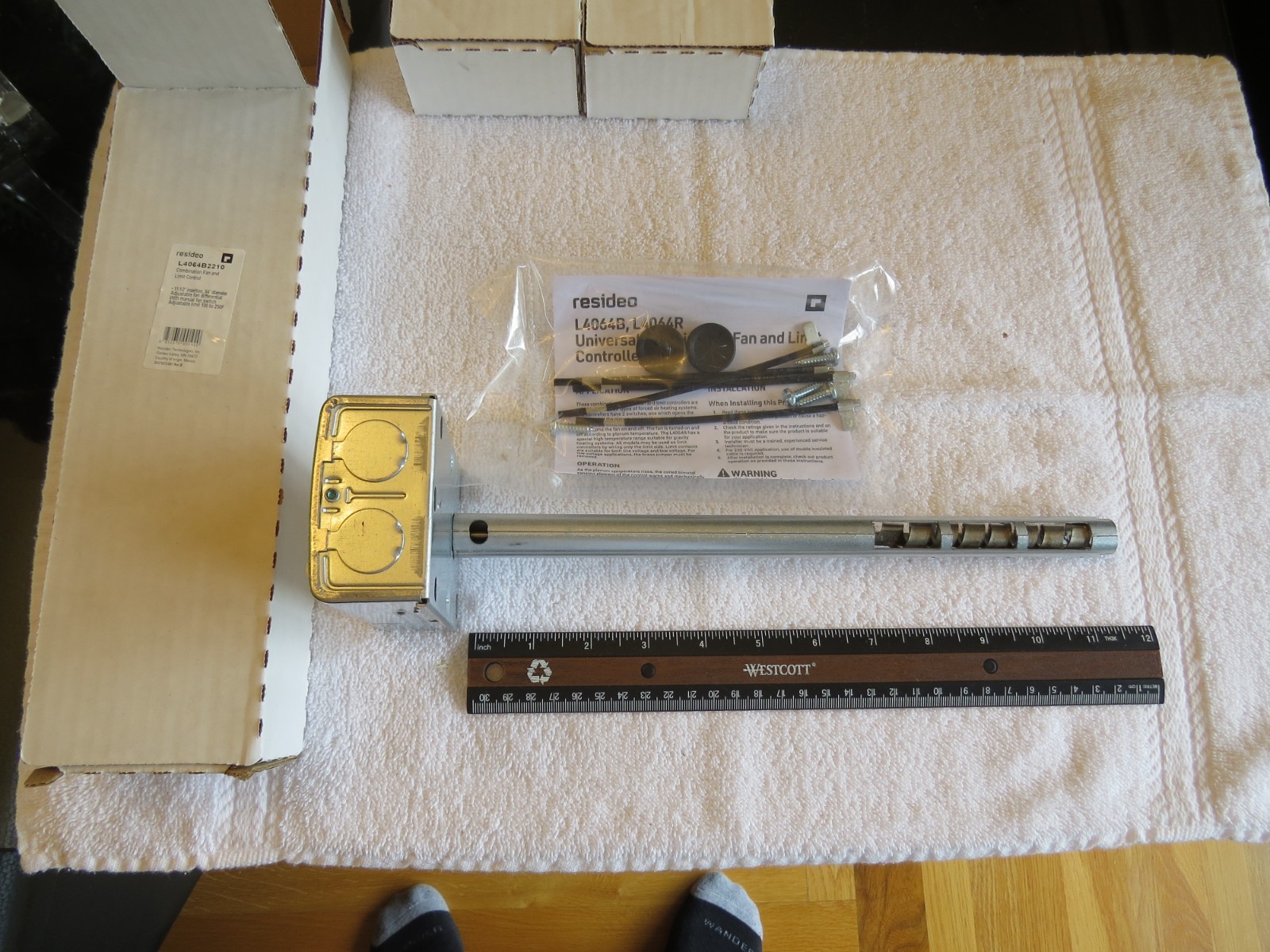 NEW RESIDEO [HONEYWELL] L4064B2210 COMBO FAN & LIMIT CONTROL 11-1/2″ INSERTION