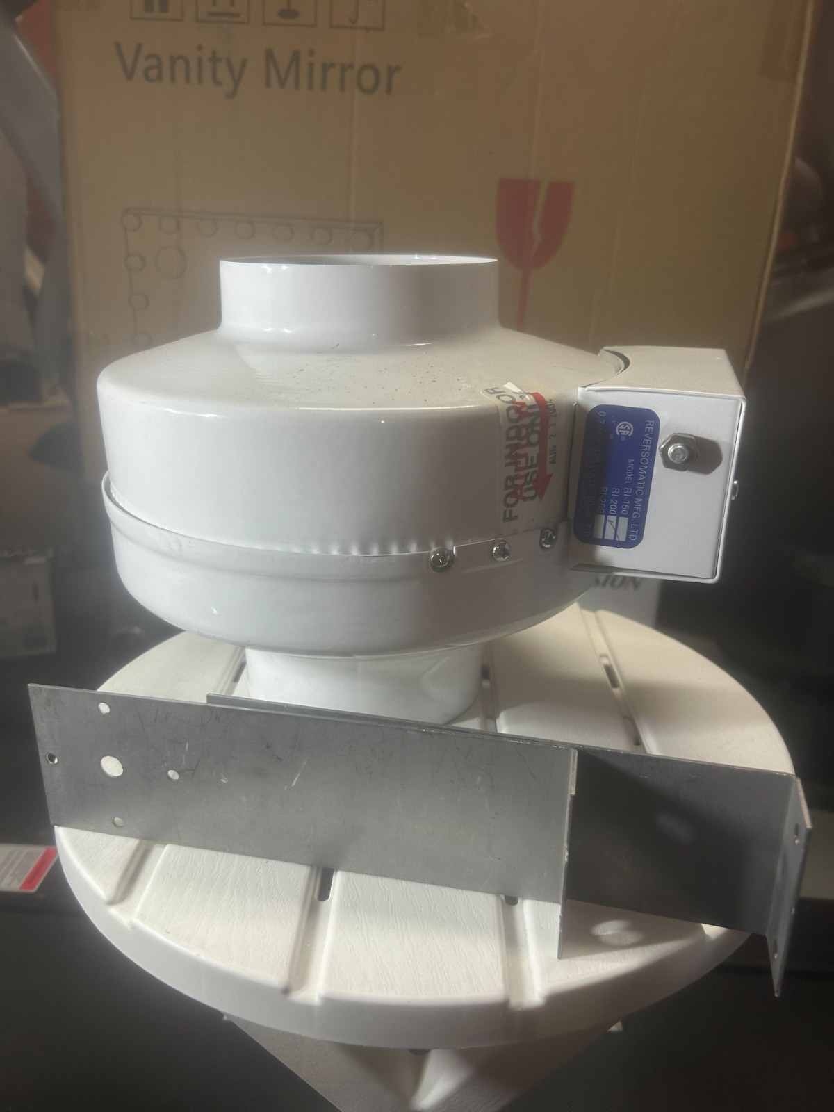 REVERSOMATIC* Model RI-200 —-Exhaust – Inline Fan 5″ Inches Duct