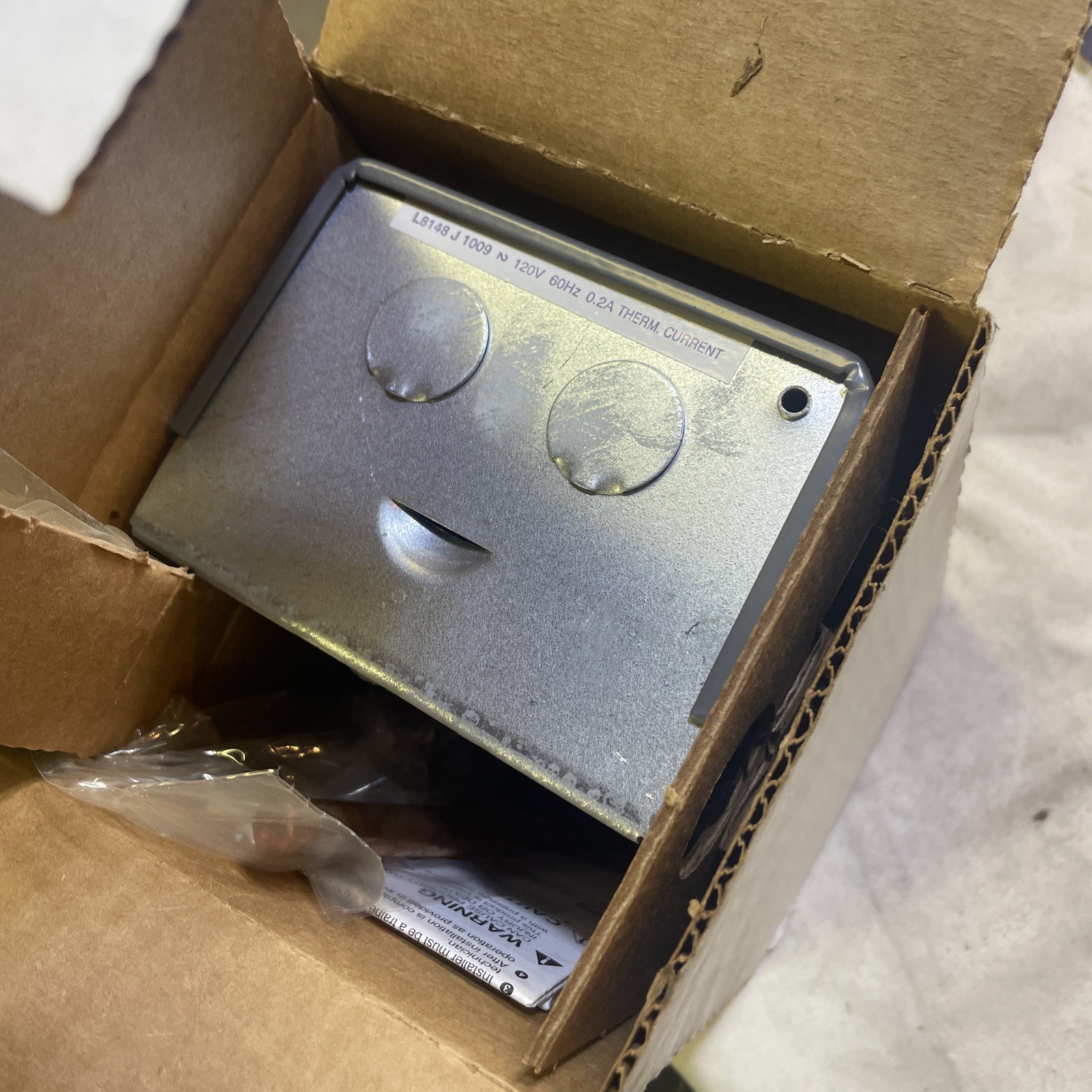 Honeywell L8148J1009 Aquastat Relay 7.4 AFL 24/120V Corded Electric