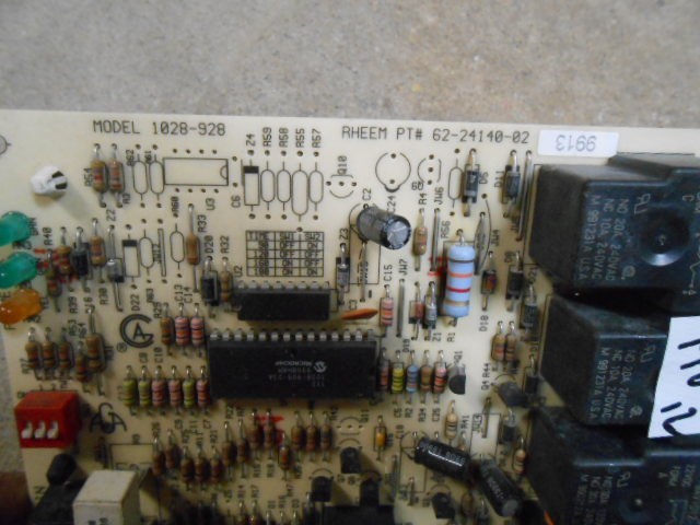 Rheem Ruud Furnace Spark Ignition Control 1028-928 62-24140-02 1028-83-928A
