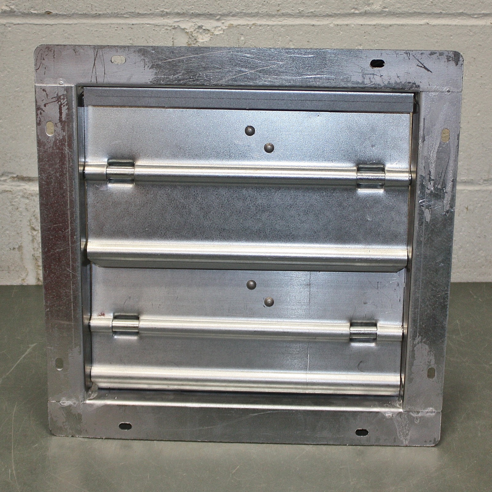 Dayton Motorized Control Damper 3HHP3, 12″ Square, 100-240V AC, Belimo Actuator