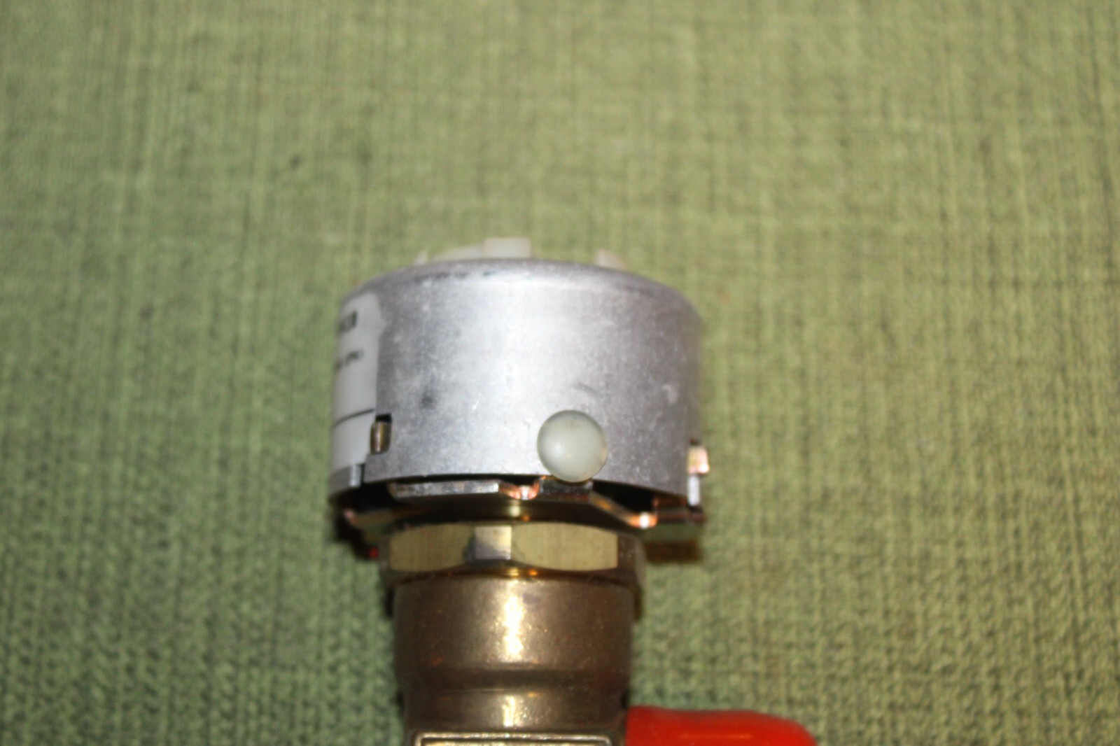 NEW HONEYWELL VP526A1035 Pneumatic 3 Way Unitary Mixing Valve 1/2″ 2.5Cv
