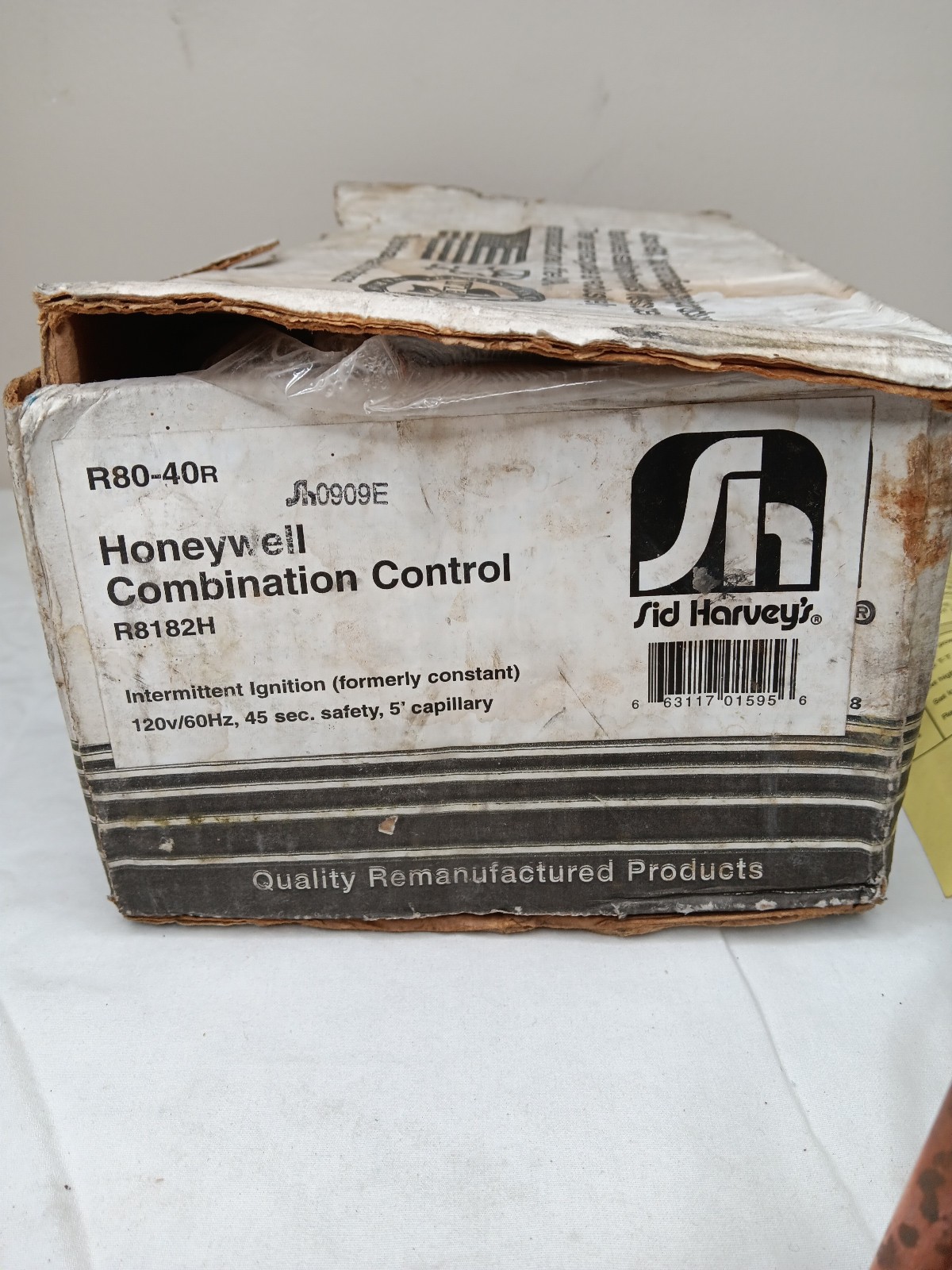 SID HARVEYS R80-40R HONEYWELL R8182H COBINATION CONTROL *Read Description*