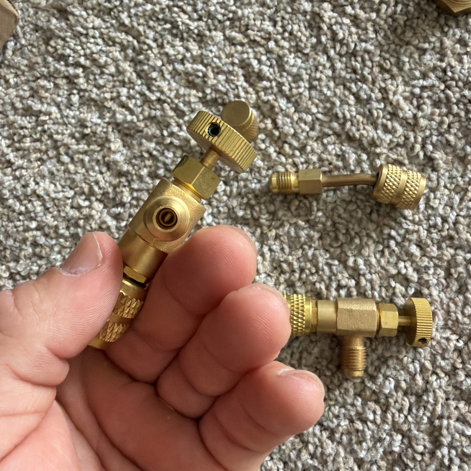 Mini Split Adapter 5/16 to 1/4 SAE Flare R410A Brass for HVAC Manifold Gauge