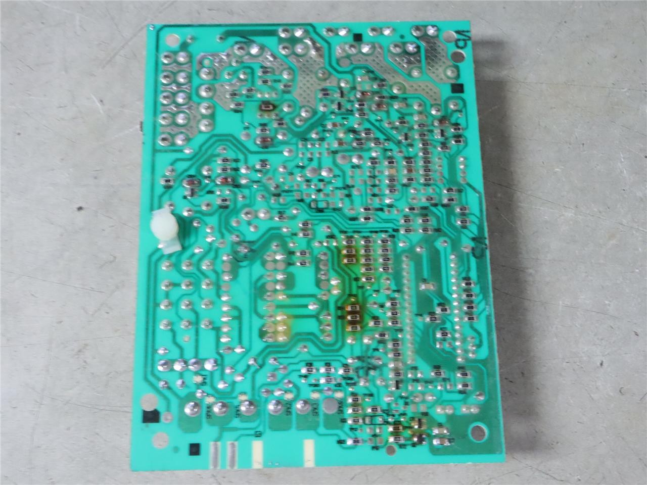 LENNOX SureLight 50A65-120-04 Furnace Control Circuit Board 56L8401