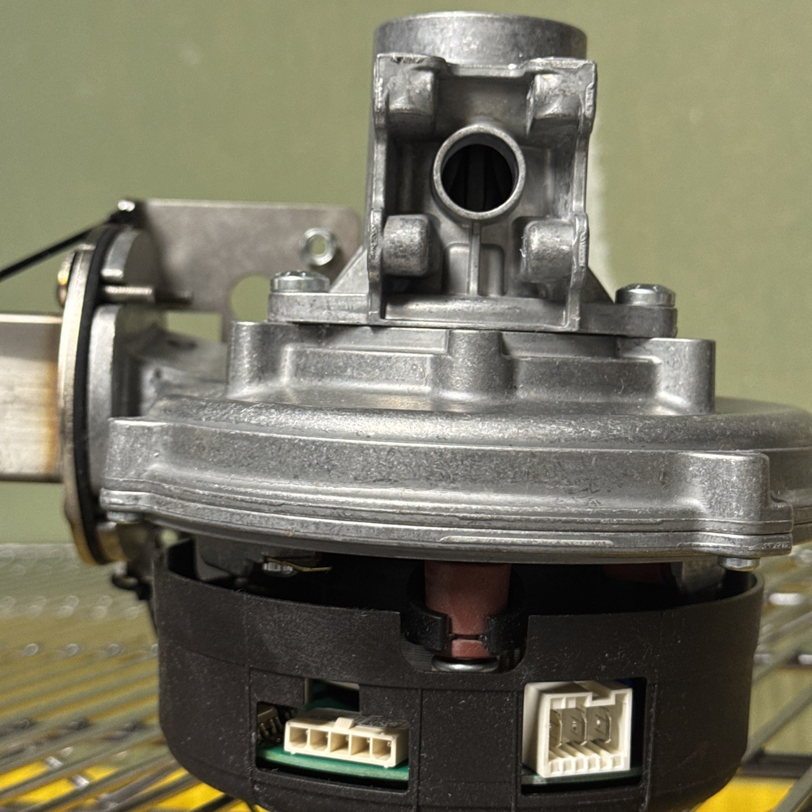 NTI Vmax Boiler Blower Fan EBMPAPST NRG118/0800-3612-030317-68