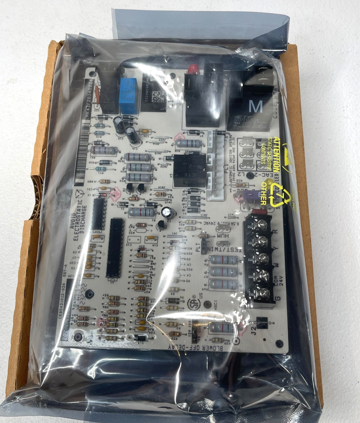 Carrier Bryant HK42FZ034 Furnace Control Board New