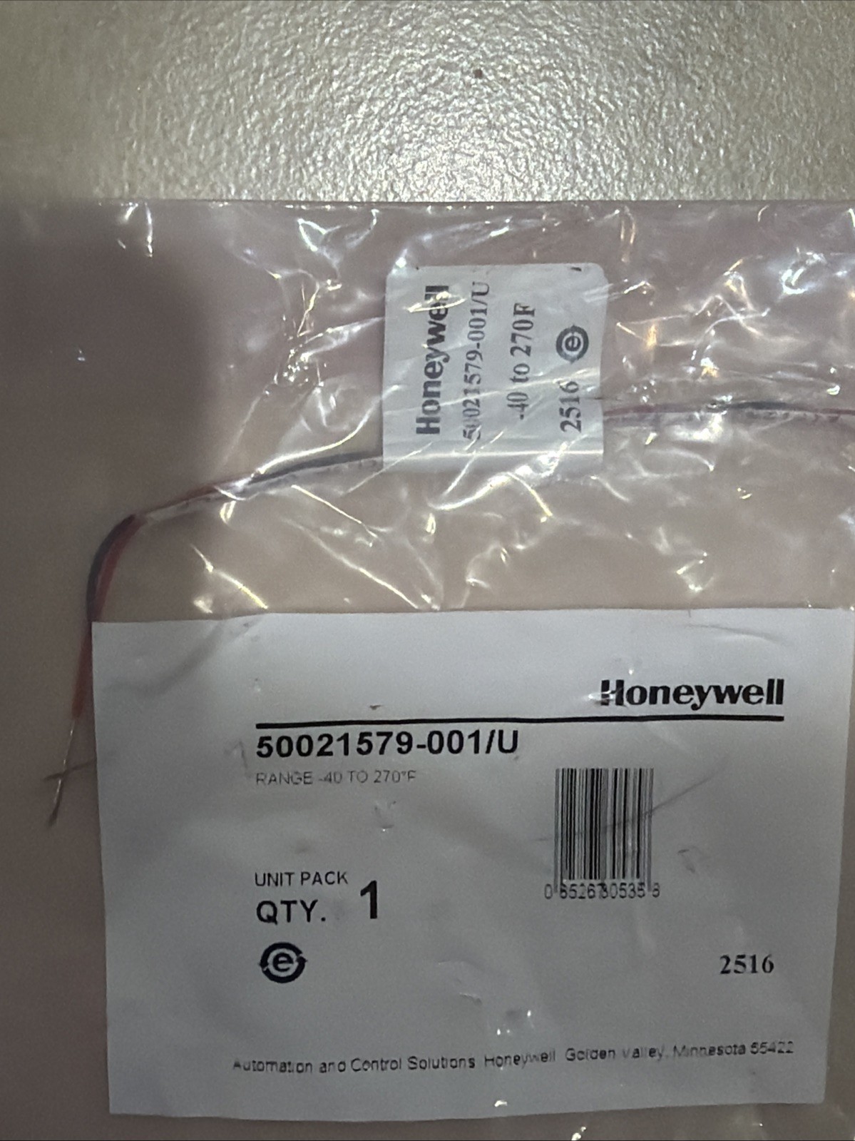 Honeywell 50021579-001 Range: -40 to 270F Temperature Sensor New