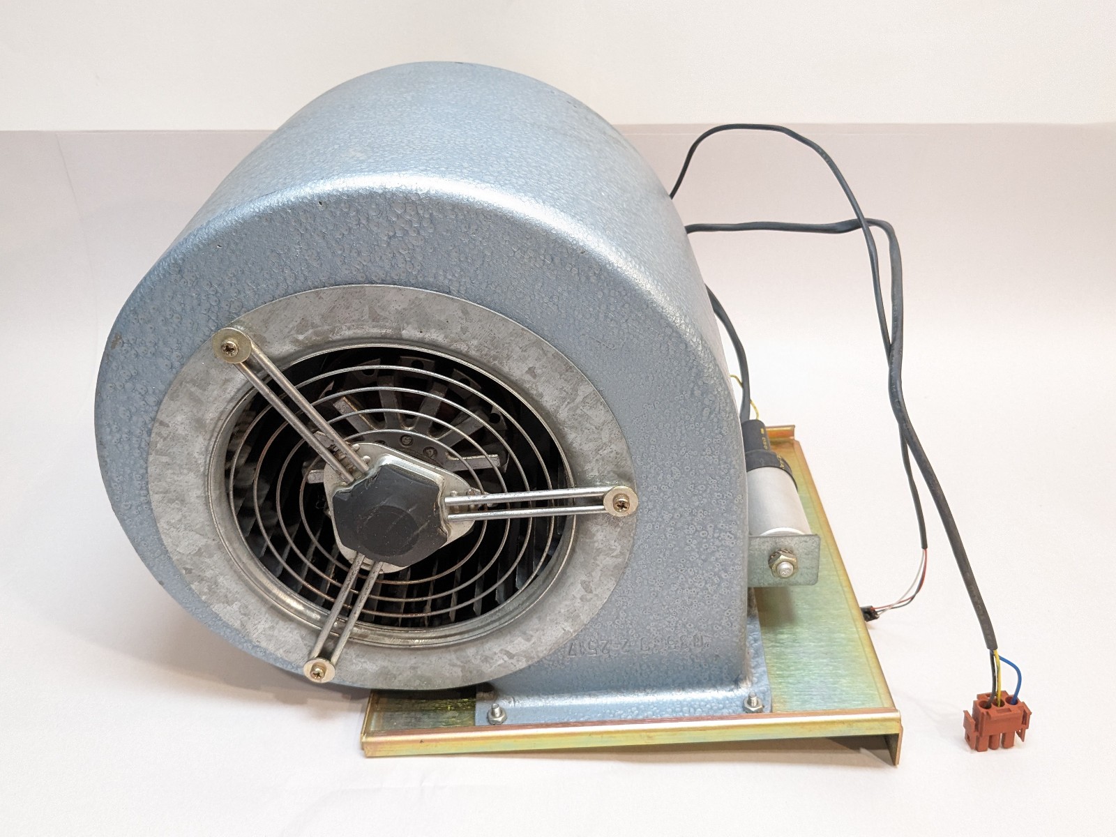 ebm Papst D4E180-GD03-26 Centrifugal Blower Fan 230V 235/280W Thermally Protecte