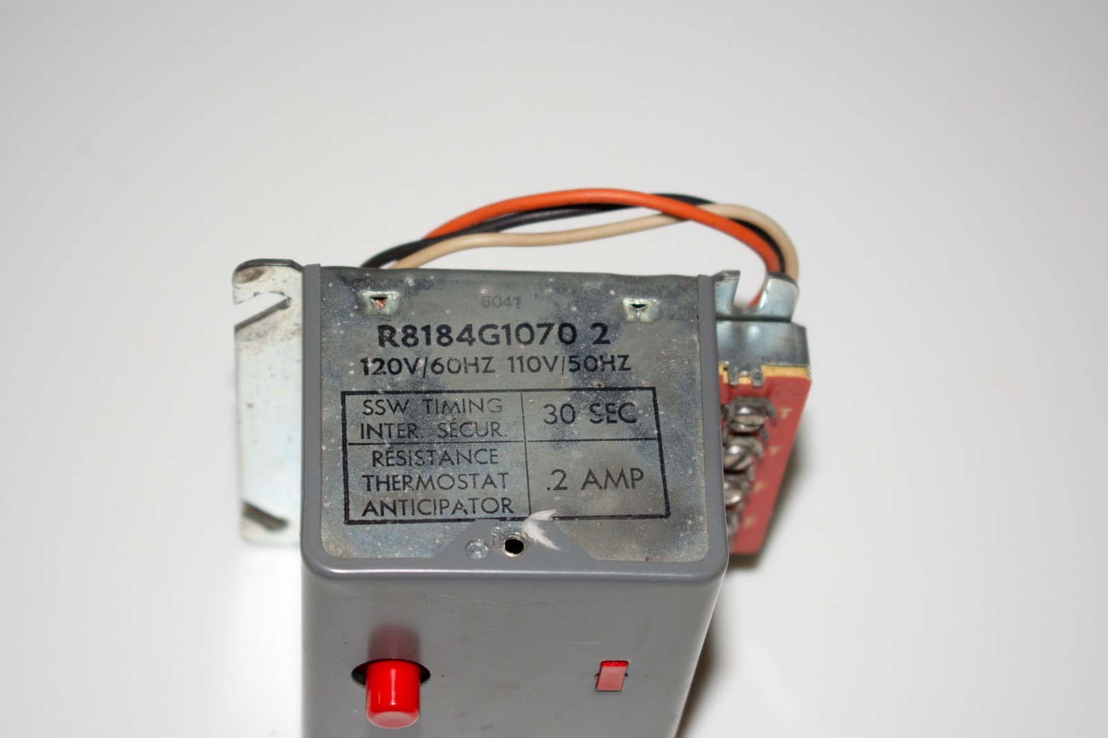 Honeywell R8184G primary oil burner control, several tests done 6-month warranty