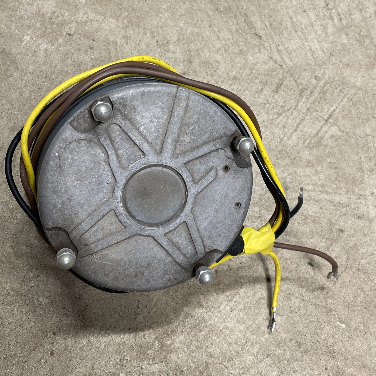GE 5KCP39BGY540S Carrier HC33GE235A Condenser Fan Motor 1/10 HP 230V