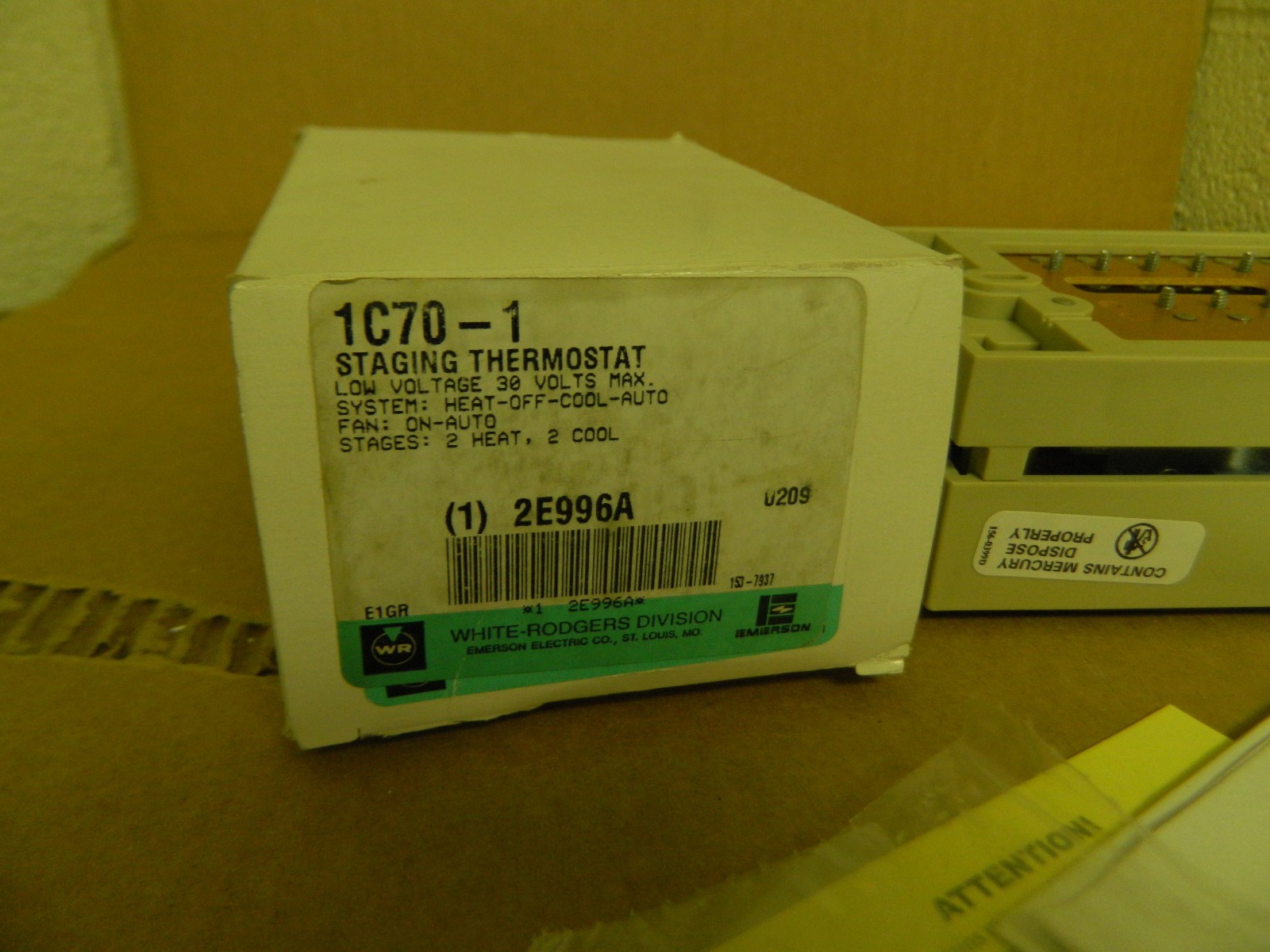 White-Rodgers Staging Thermostat 1C70-1 1C701 50ºF-90ºF 40ºF-100ºF 30V New
