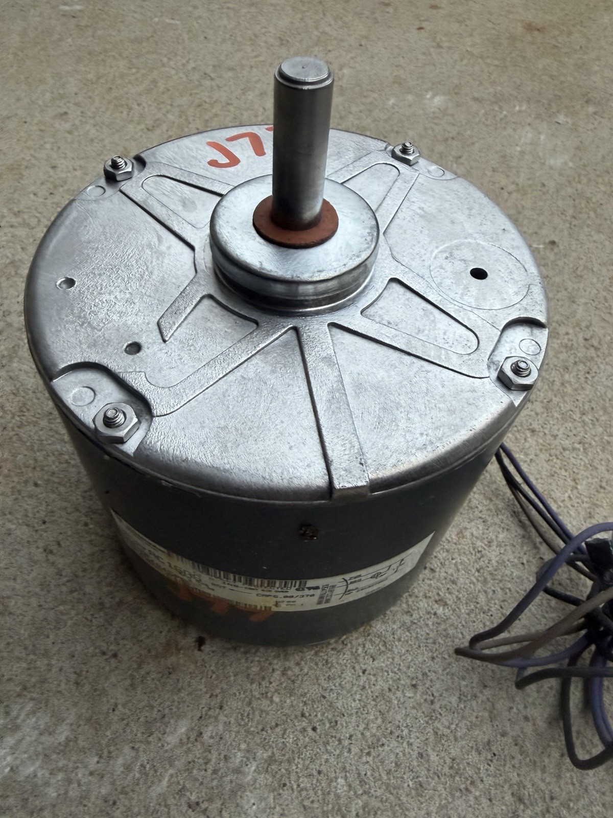 Trane D154846P01 OEM 5KCP39MFAC15AS fan Motor 1/4hp LOW USE. Same day Shipping
