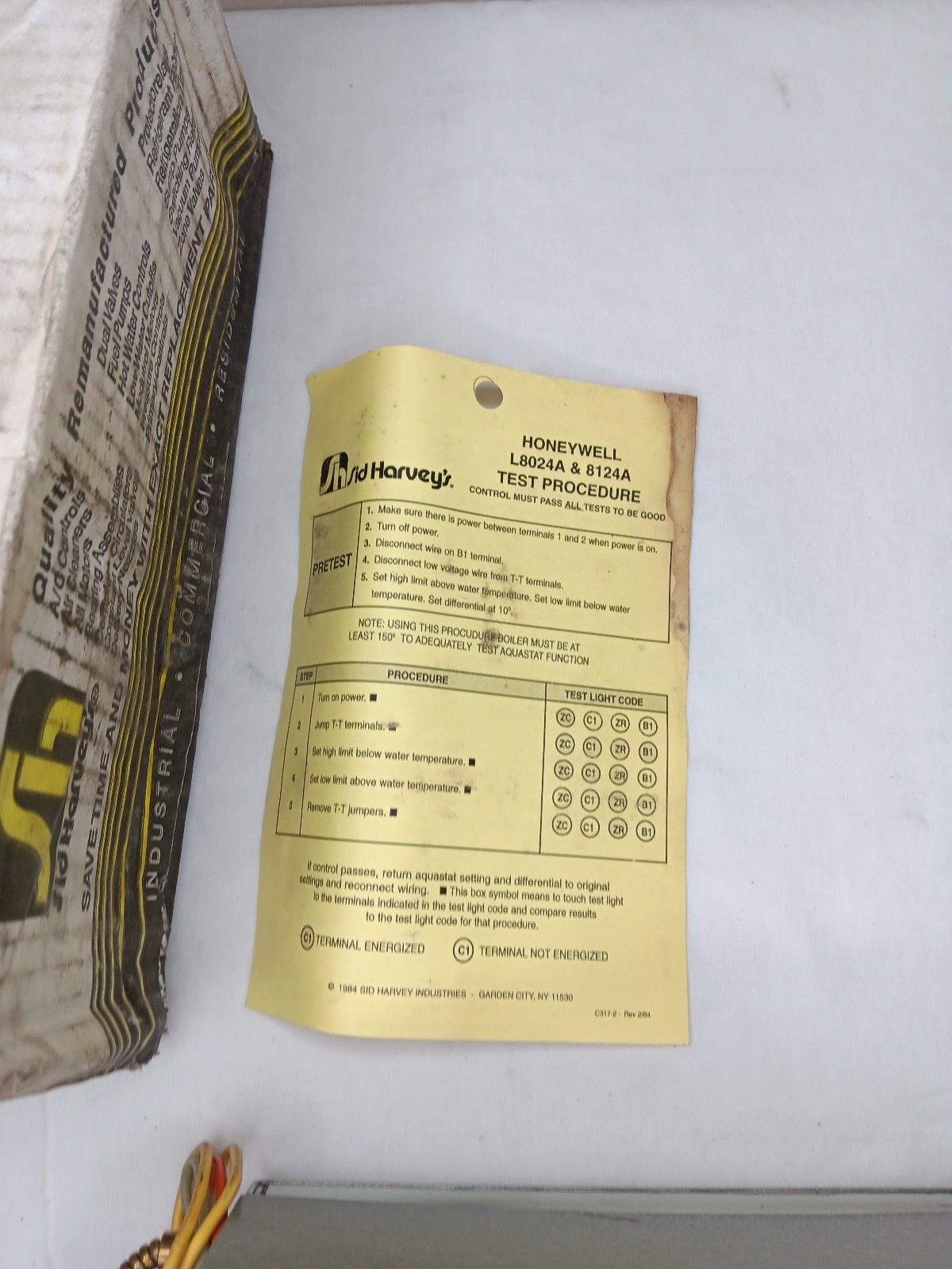SID HARVEYS R80-40R HONEYWELL R8182H COBINATION CONTROL *Read Description*