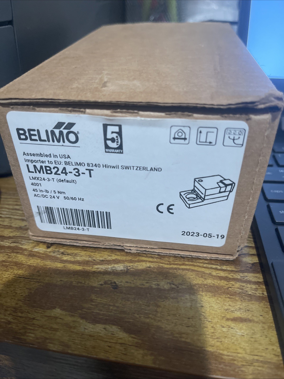 BELIMO LMB24-3-T Actuator, Damper, 45 in-lb, 24V AC/DC 40LV90