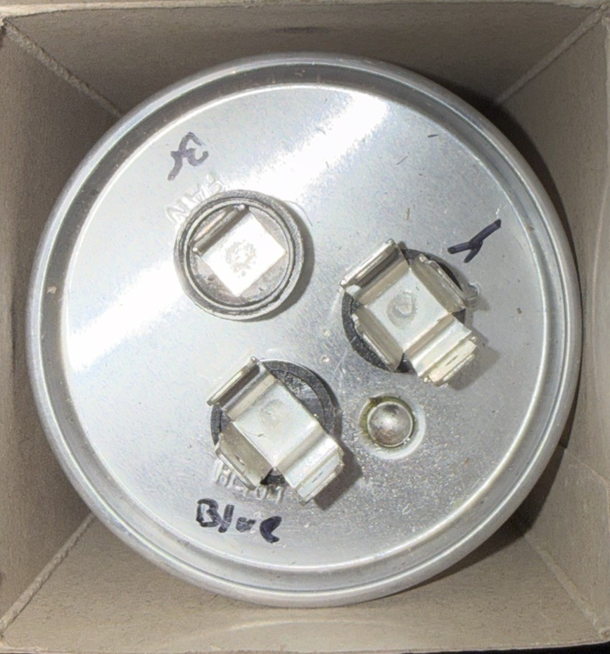 TitanPro TRCFD455 HVAC Round Dual Motor Run Capacitor. 45/5 MFD/UF440/370 Volts