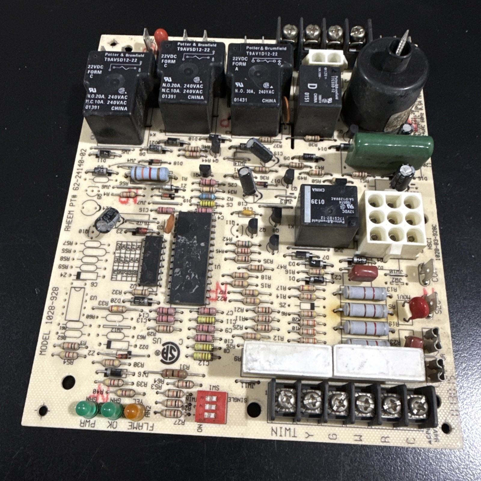 62-24140-02 GUARANTEED WORKING TESTED 622414002 Furnace Control Board 1028-928