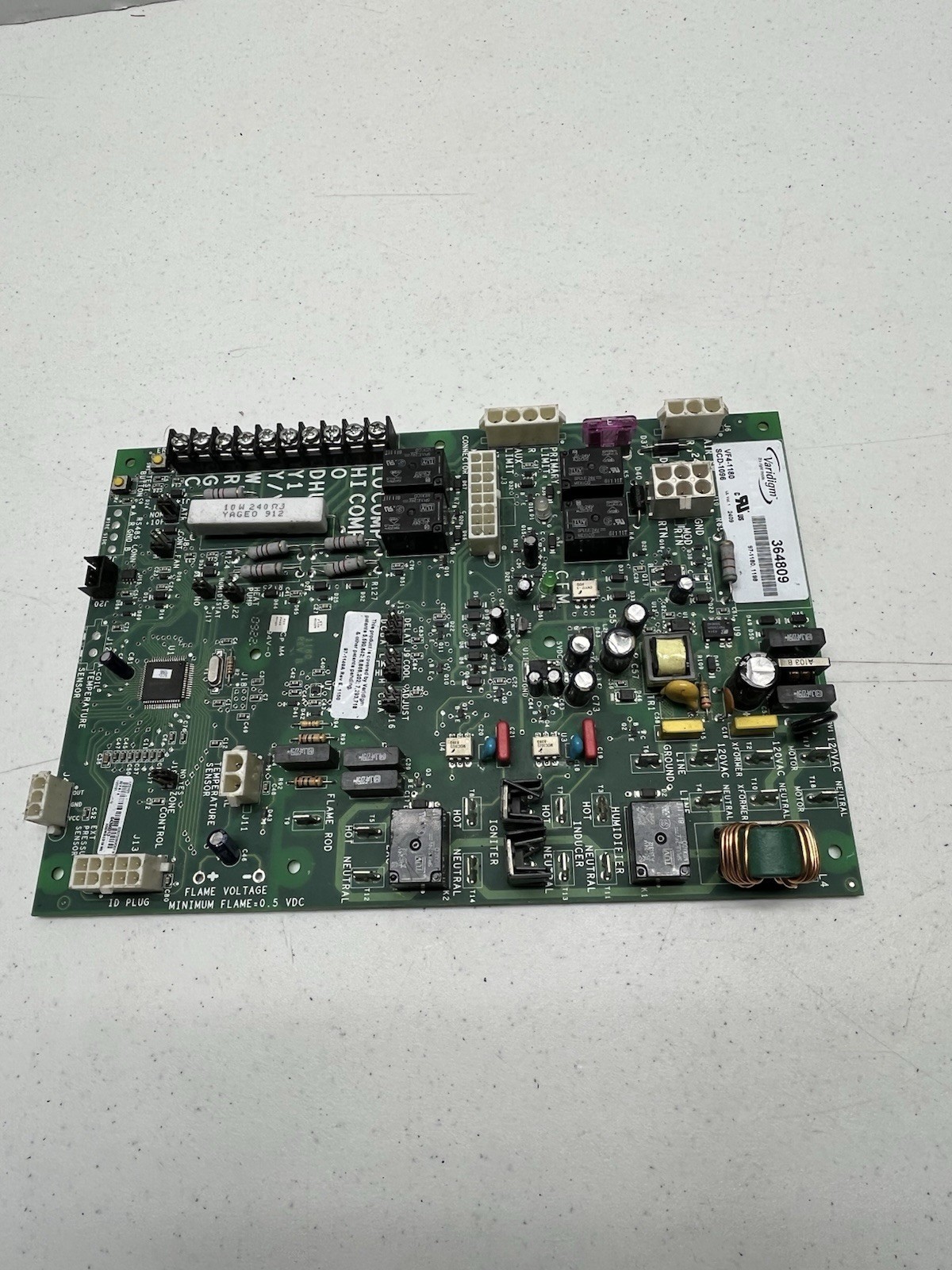 York Luxaire VARIDIGM 364809 Control Circuit Board SCD-1096 VF4-1180