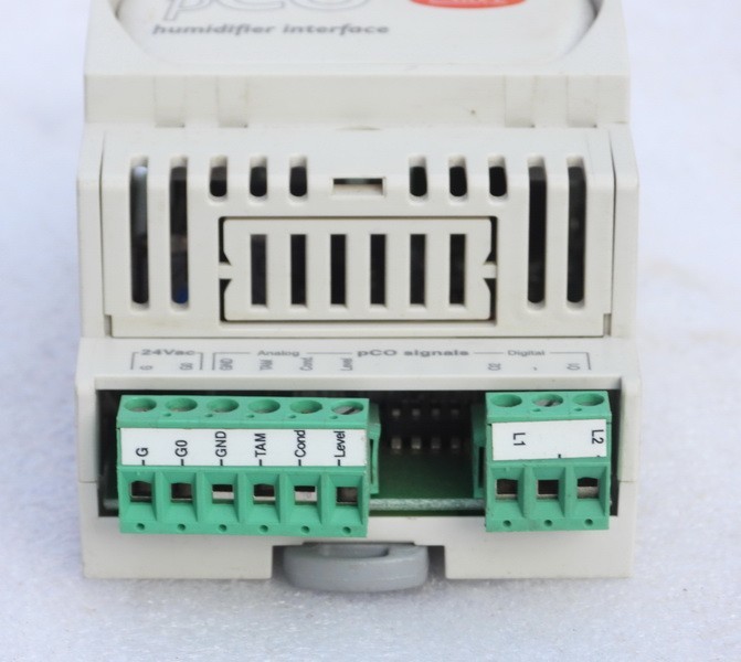 CAREL PCO ROHS CODE PCOUMI2000 REV 1.000 HUMIDIFIER HUMIDITY INTERFACE MODULE