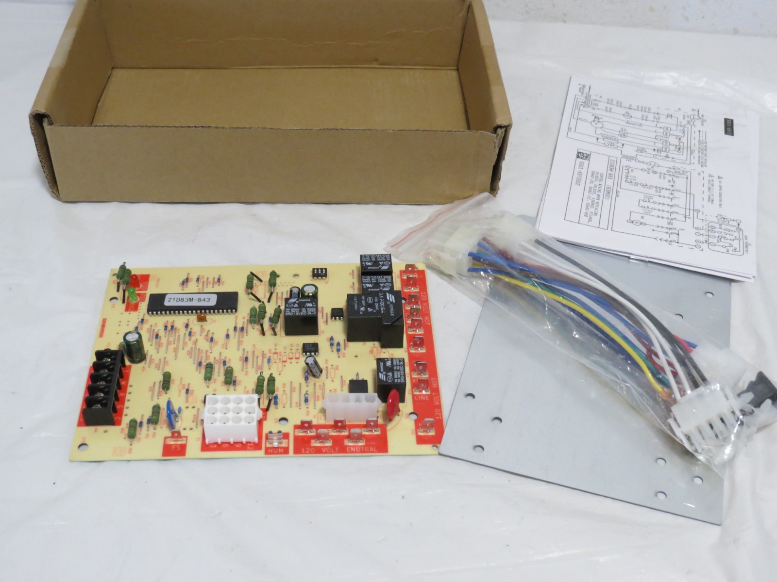 21D83M-843 32M8801 83M00 24L8501 Furnace Control Circuit Board for Lennox