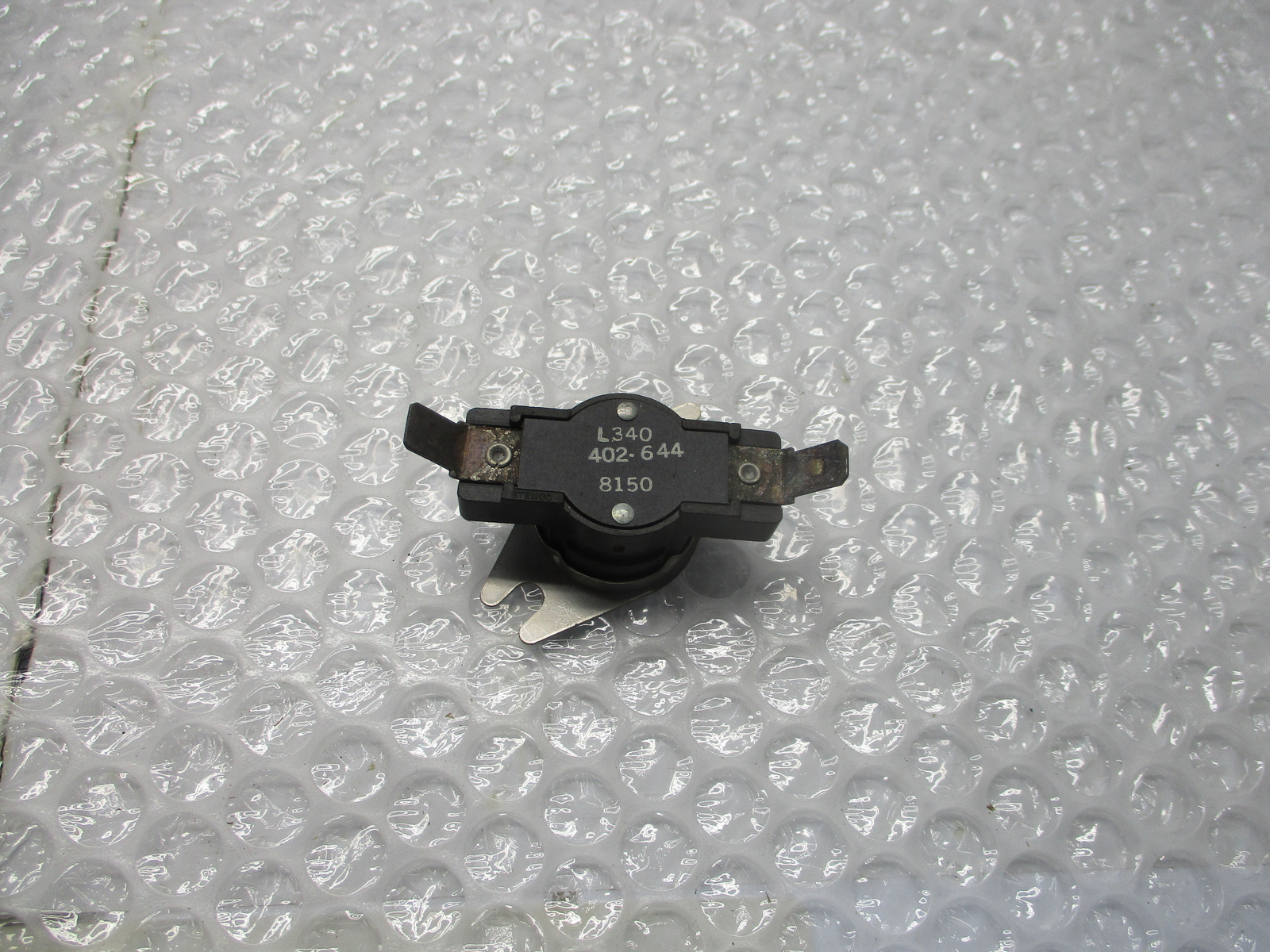 SUPCO L340 THERMOSTAT LOT OF 4 NSNP