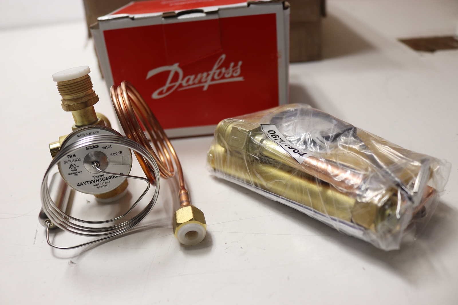 Danfoss Trane TXV Thermal Expansion Valve Kit R410A TR 6 Ton 3/8 x 3/8″ Flare