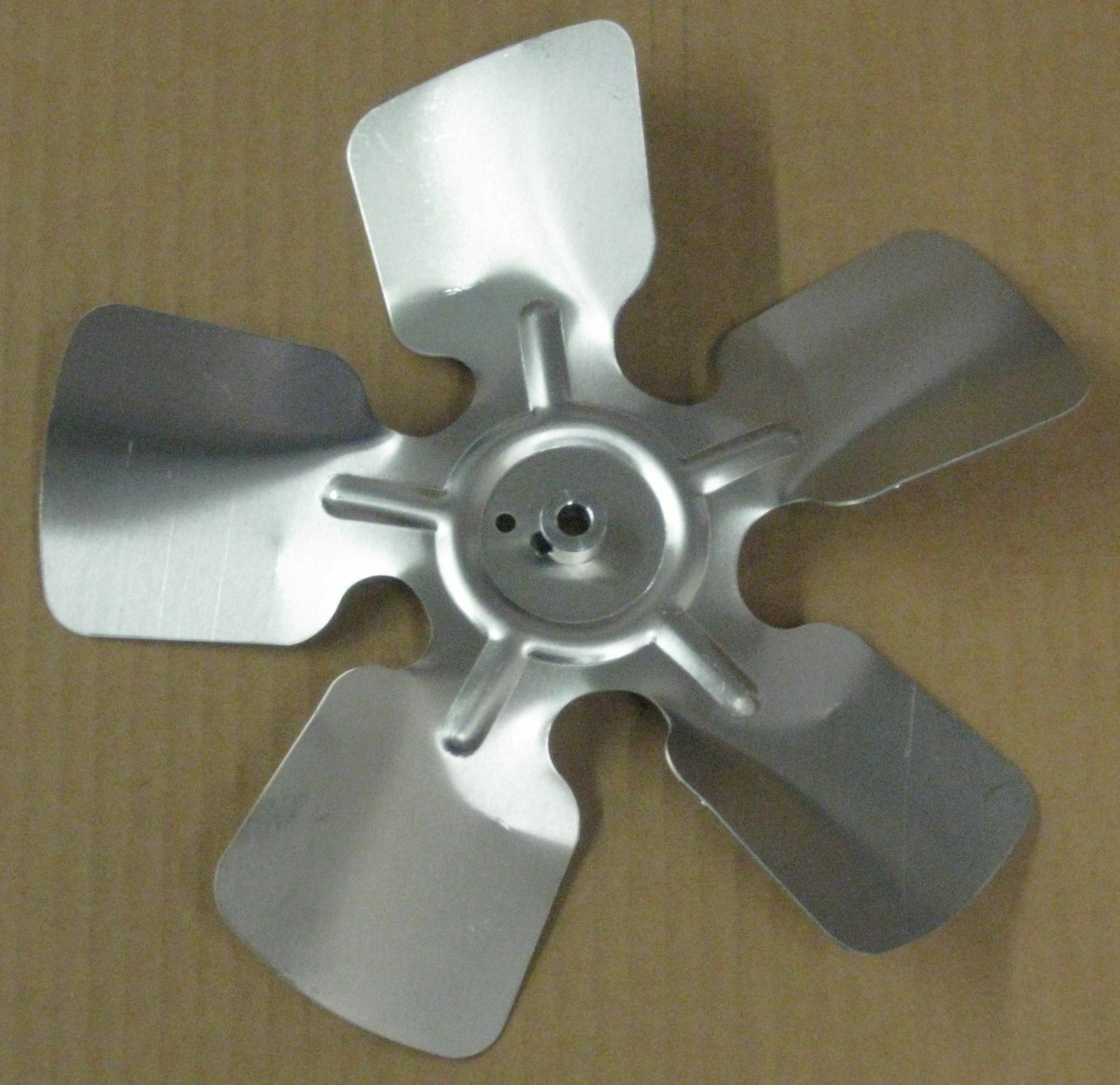 A61323 Metal Fan Blade 10″ Diameter 5 Blades 5/16″ Bore Hub CCW 30 Degree Prop