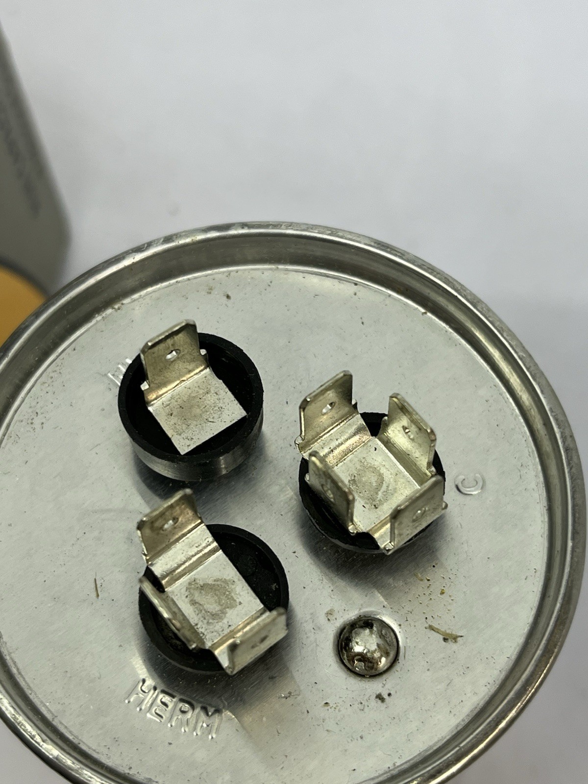 Titan Pro TRCFD455 Round Dual Run Capacitor 45+5 MFD 440V 370V HVAC Motor