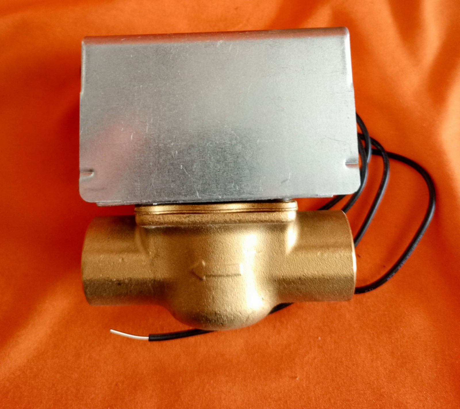 Honeywell V8043J1037/U 3/4″ Motorized Valve
