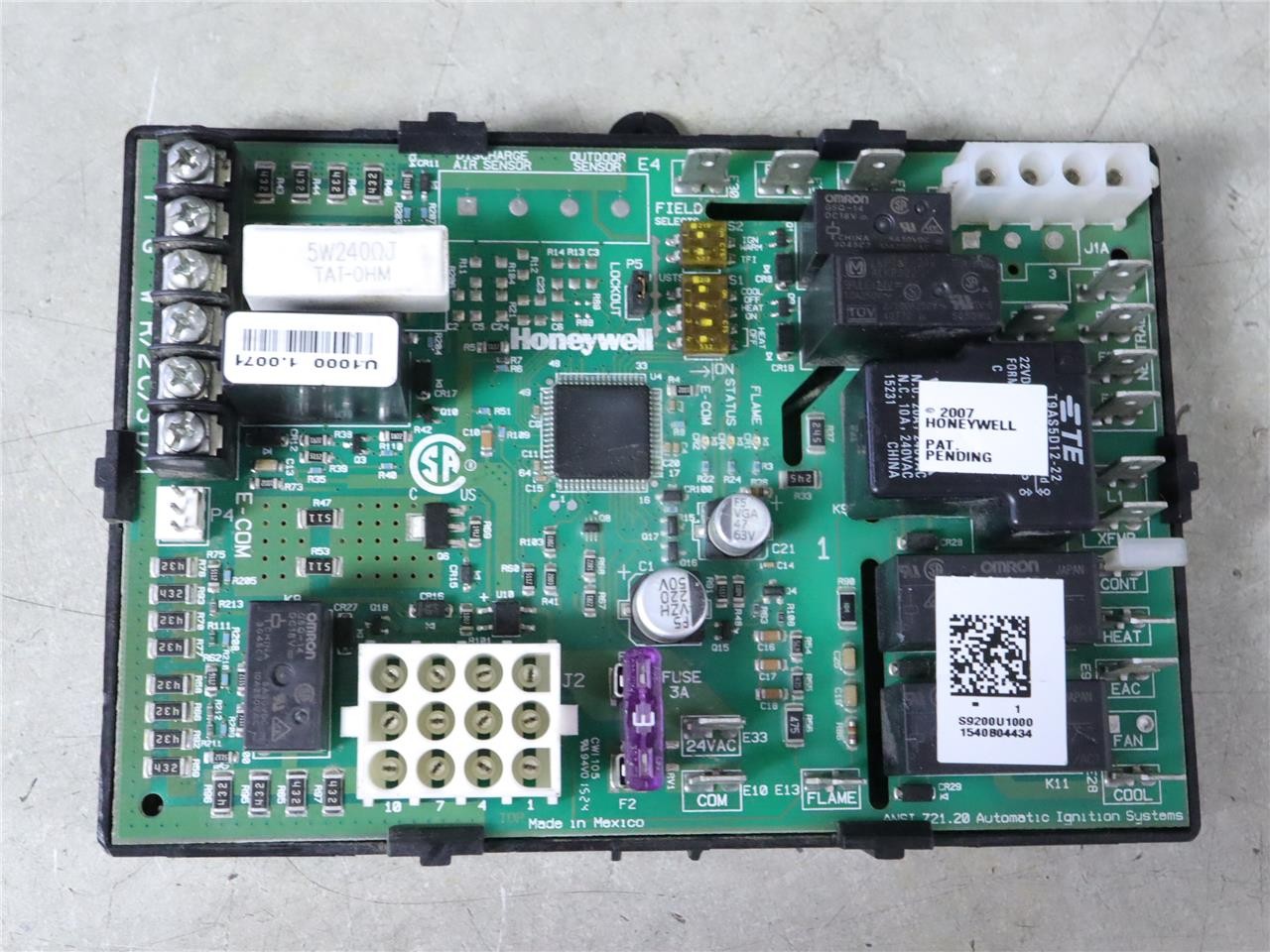 Honeywell S9200U1000 Universal Ignition Integrated Furnace Control Circuit Board