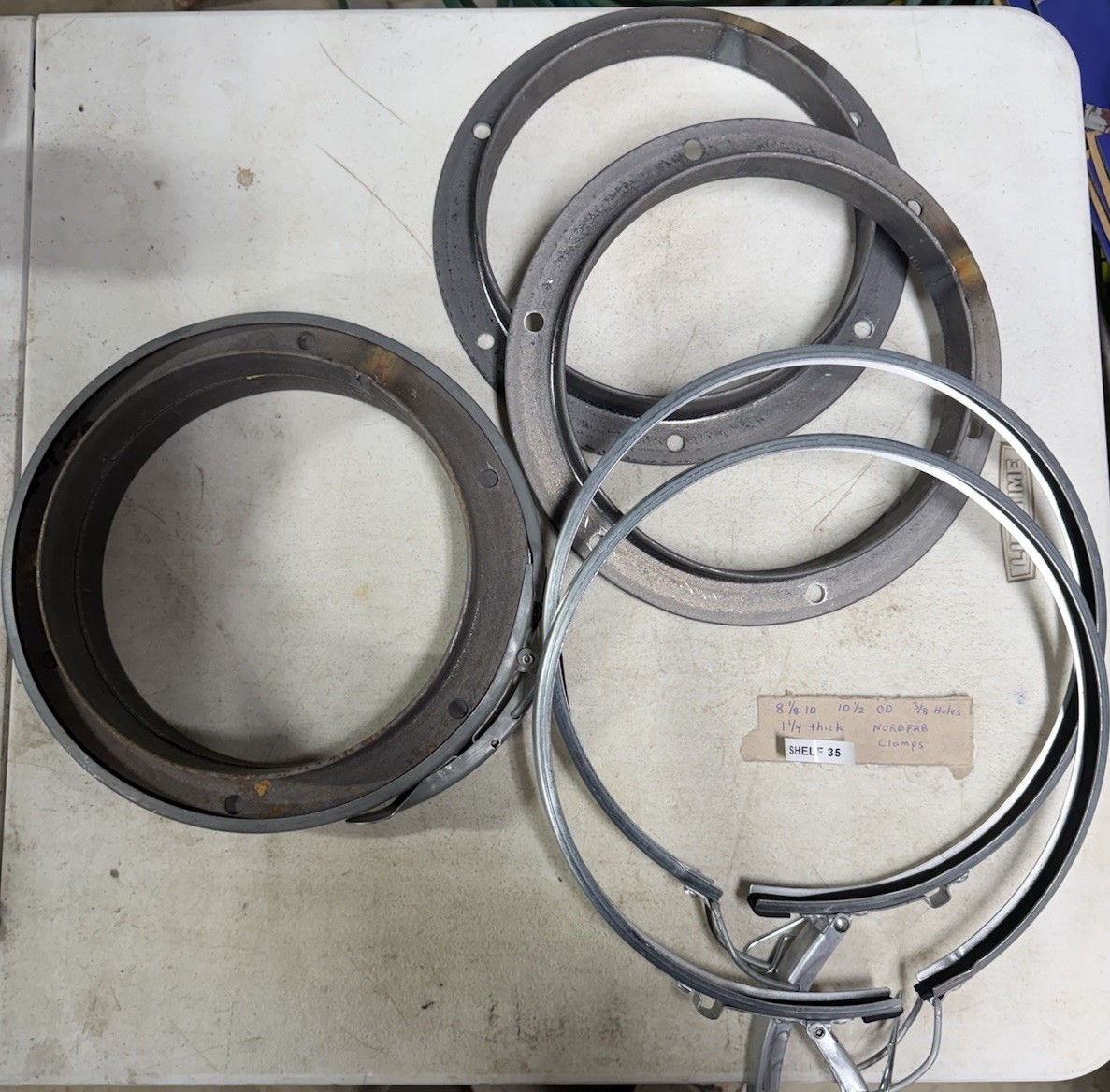 Nordfab QF Angle Flange, 8″ Dia, Steel And 2 NORDFAB Clamps
