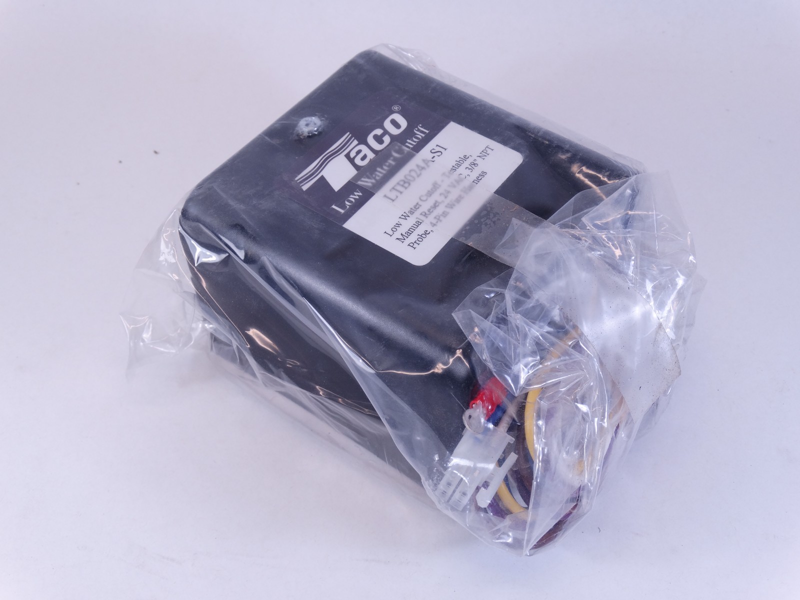 Lochinvar WTR20009 Low Water Cut-Off With Manual Reset, 24 Vac, 3/8¨ NPT Probe