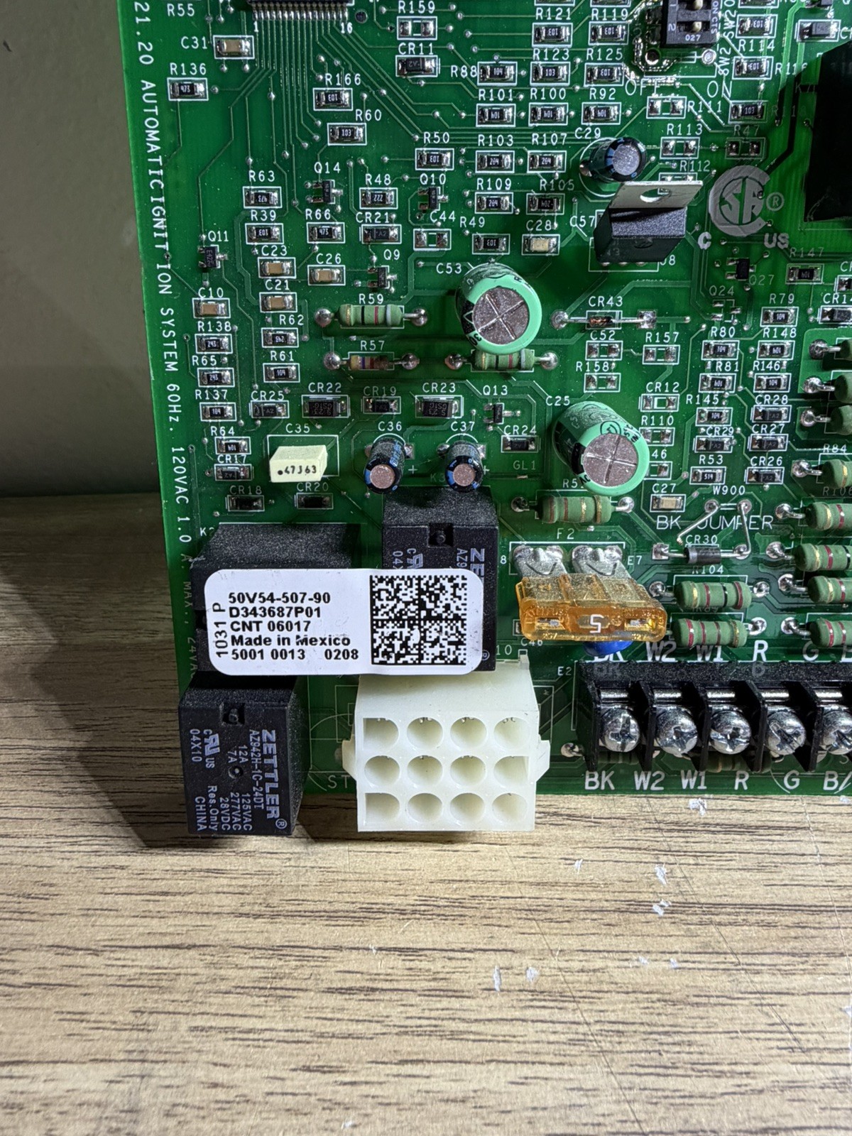 Emerson 50V54-507-90 Furnace Control Board TRANE D343687P01 CNT06017