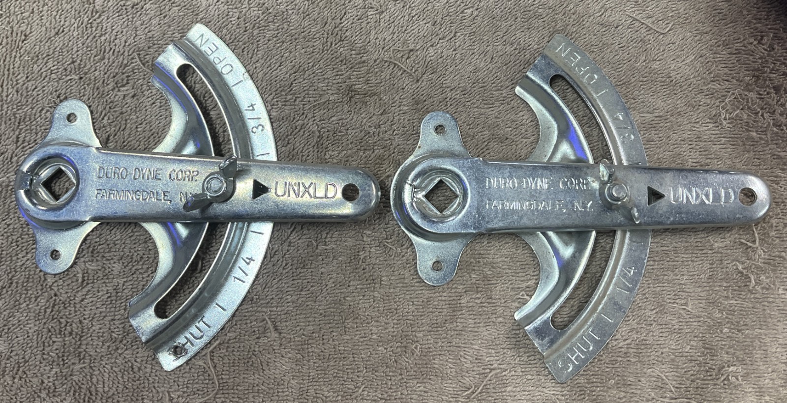 Duro-Dyne 3/8″ Quadrant Damper Regulator Handle -Square Rod – UNXLD – Lot Of 2