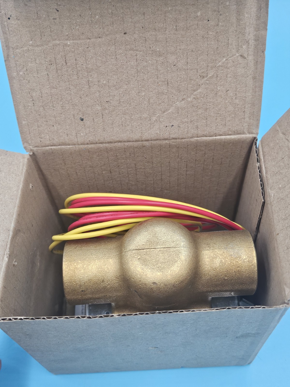 Honeywell V8043E1020 Zone Valve 1″ Sweat 24V 50/60Hz