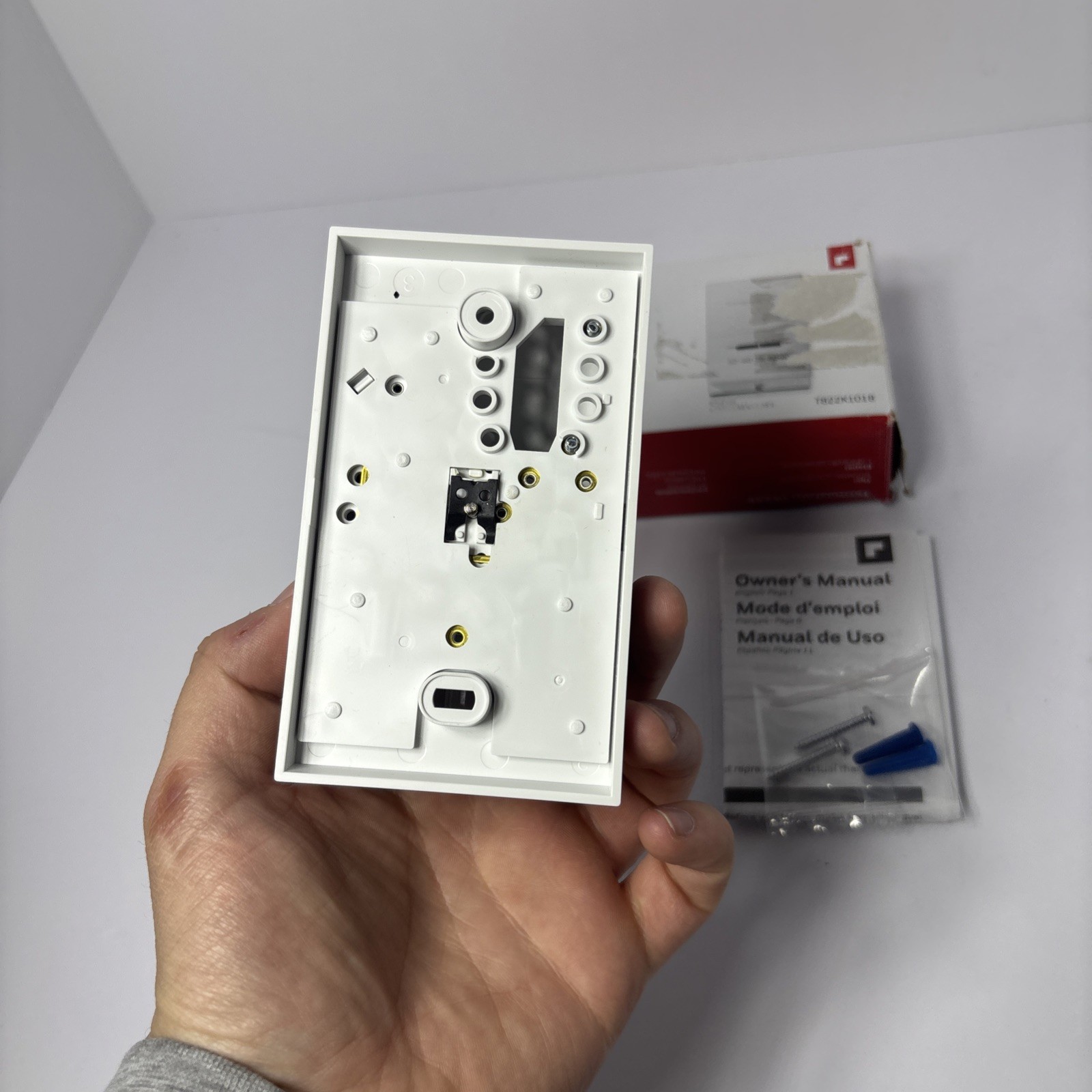Honeywell T822K1018 Thermostat Heat Only 45-95 degF 24VAC