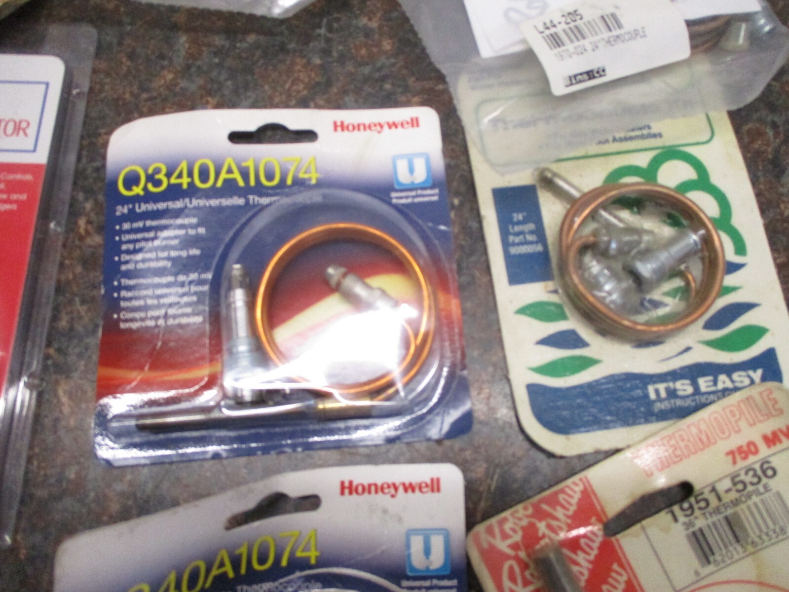 LOT OF 14 NOS HONEYWELL ROBERTSHAW BASO WHITE RODGERS THERMOCOUPLES 24″ 36″
