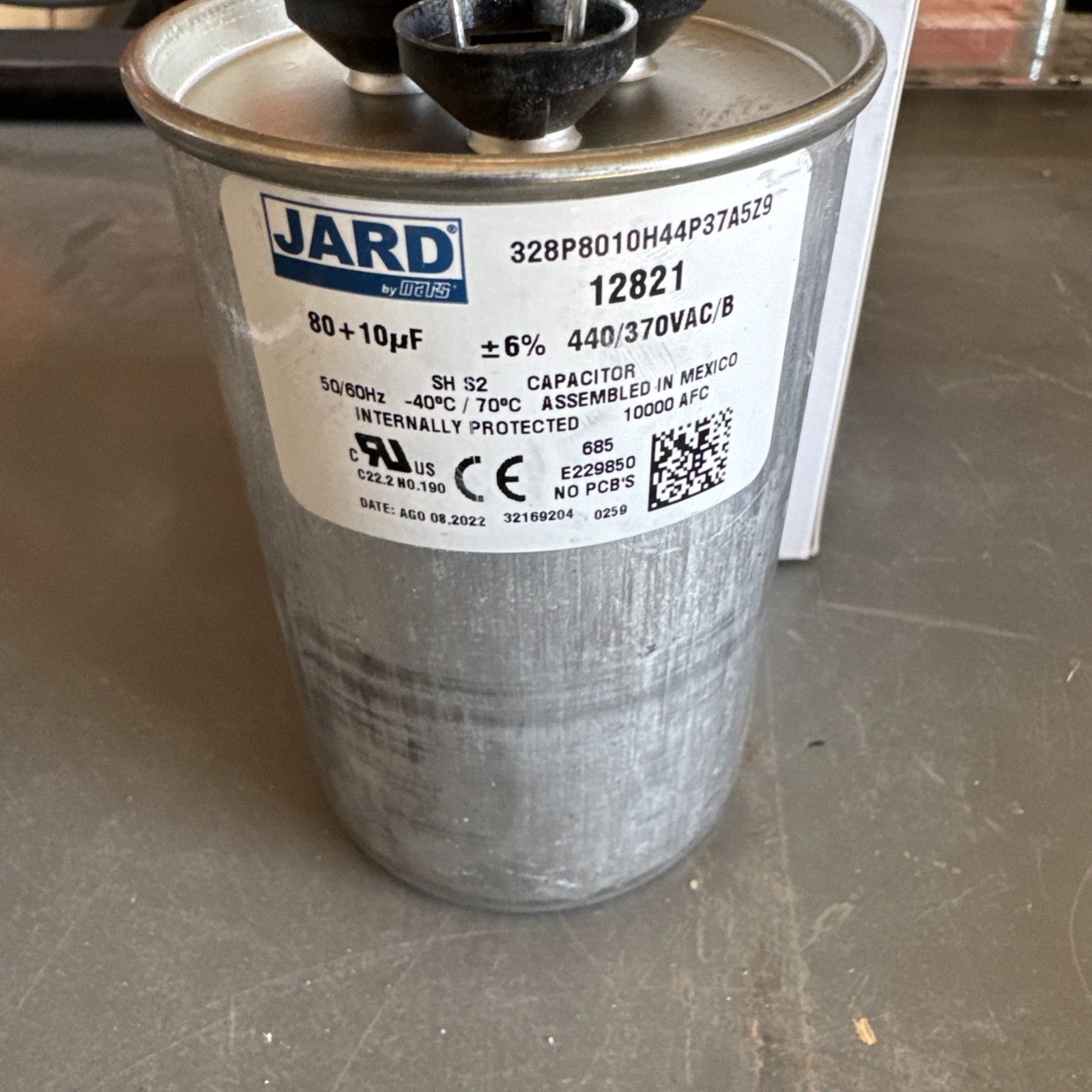 MARS 12821 80 + 10MFD 440V Rnd Run Cap. 80/10MFD 440V Rnd Run Cap