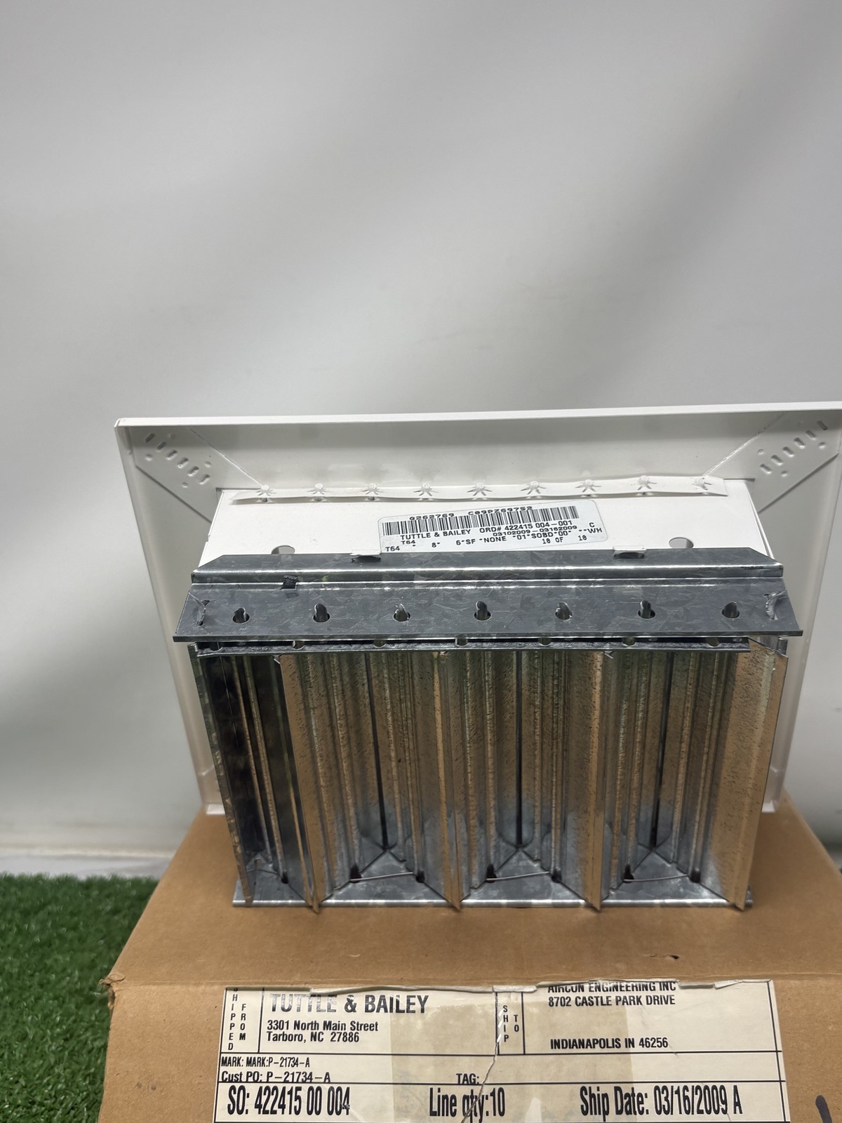 Tuttle & Bailey T64 8×6 White Steel HVAC Ceiling Wall Register Damper Vent