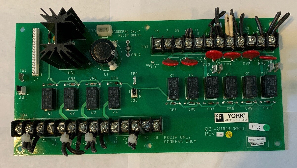 031-01104C000 YORK CHILLER CONTROL CIRCUIT BOARD RELAY