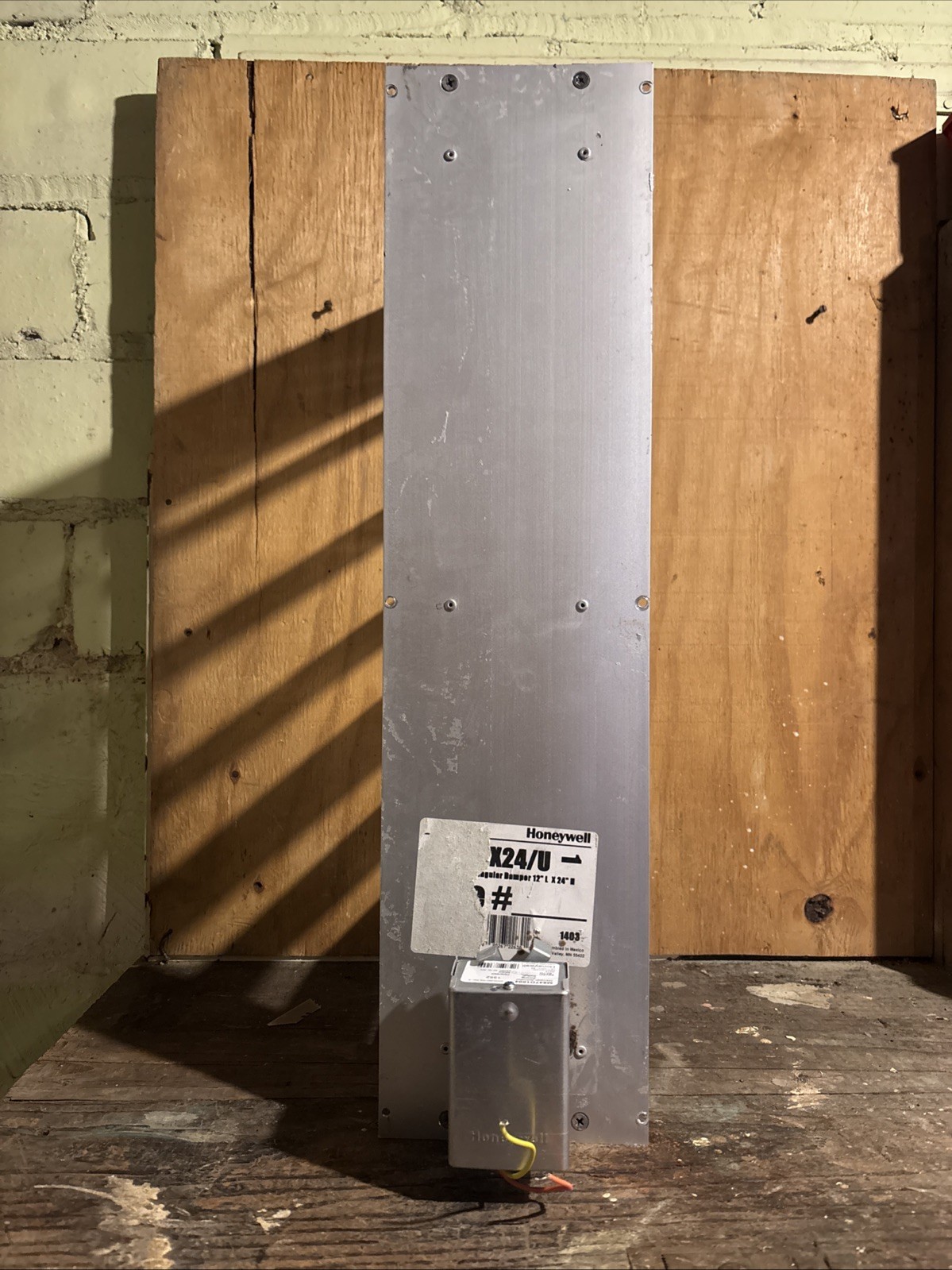 Honeywell Zone Damper 10X12 Automatic Rectangular Damper