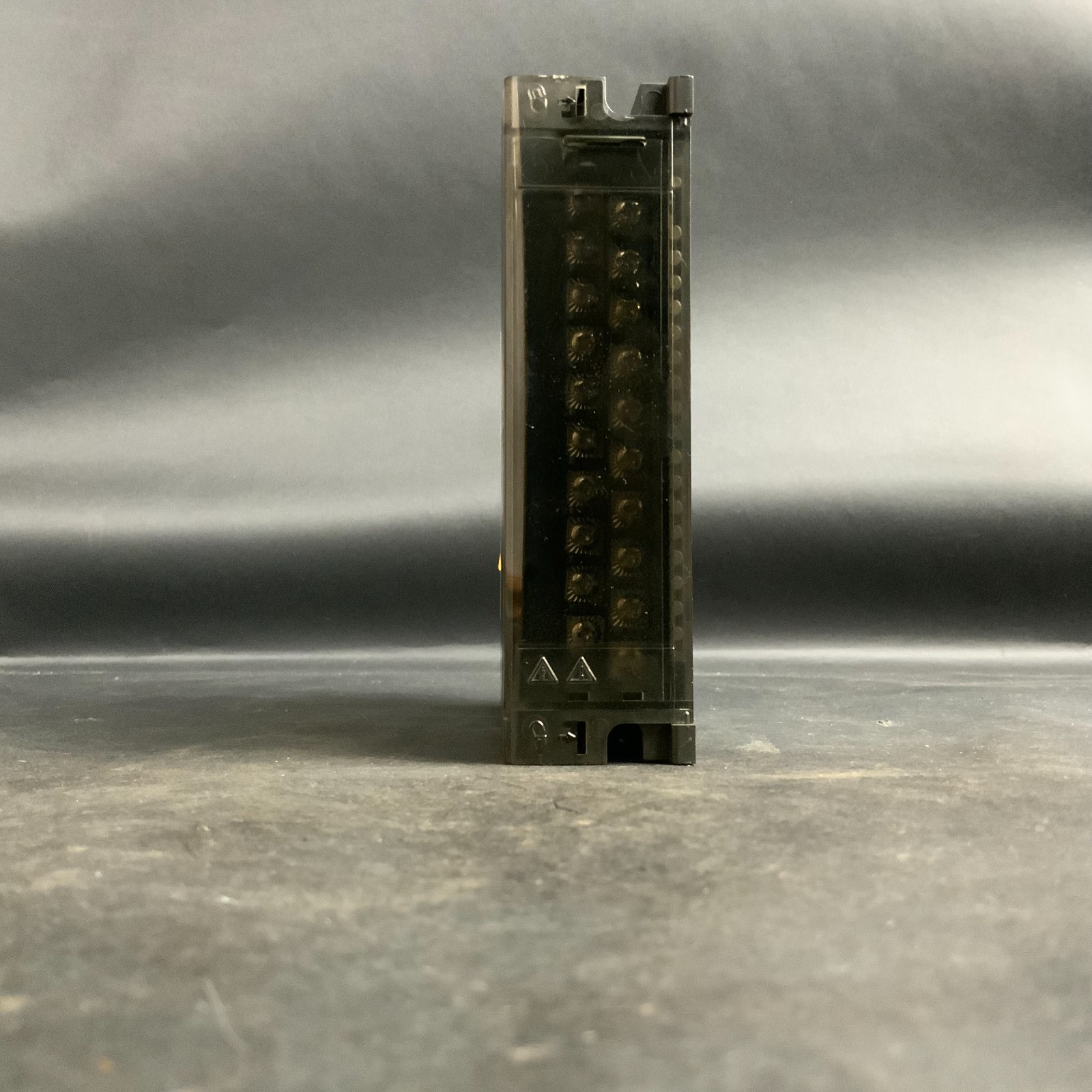 HONEYWELL HC900 CONTROLLER 900BO1-0001 ($160 OBO)