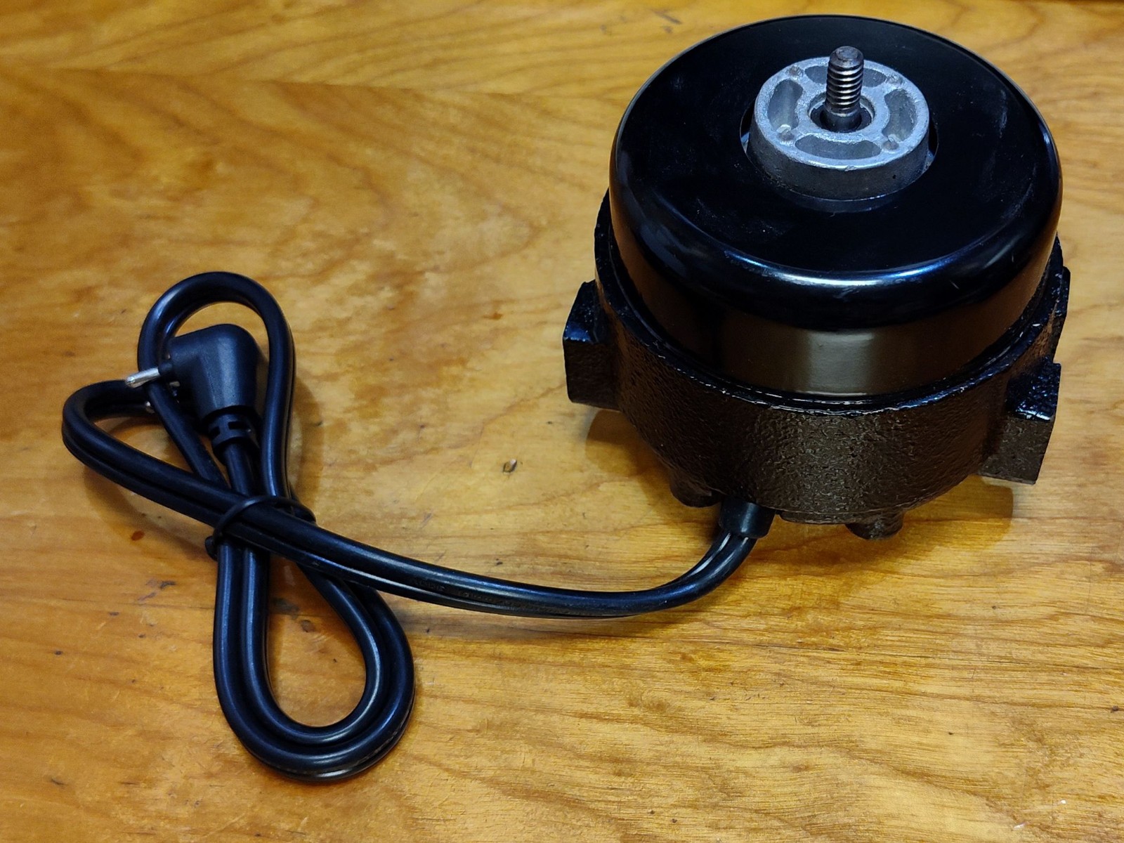 Mars 05411 ~ Cast Iron Shaded Pole Unit Bearing Motor ~ 9 Watt 115V 1550RPM 1/4″