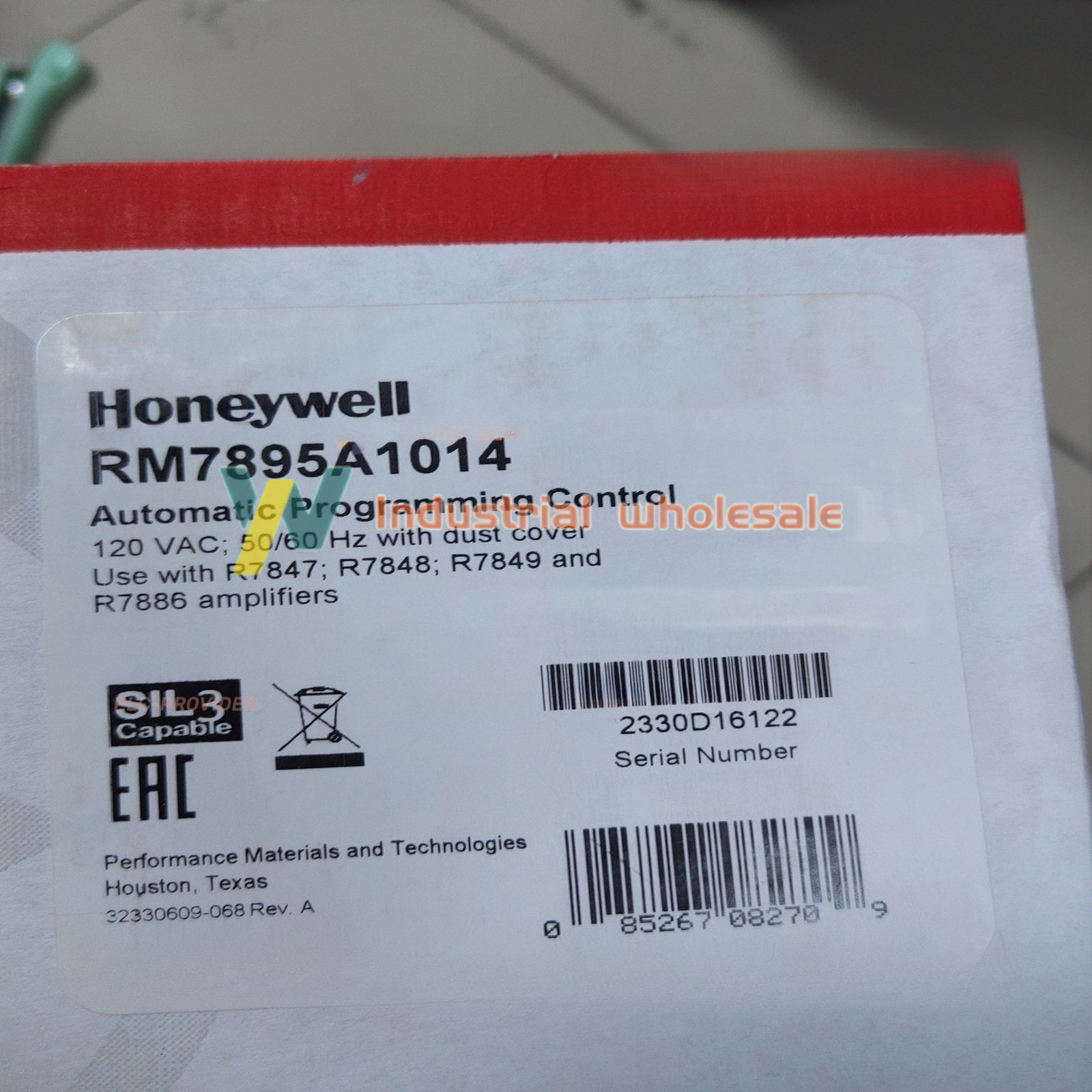 1PCS Honeywell RM7895A1014 burner control