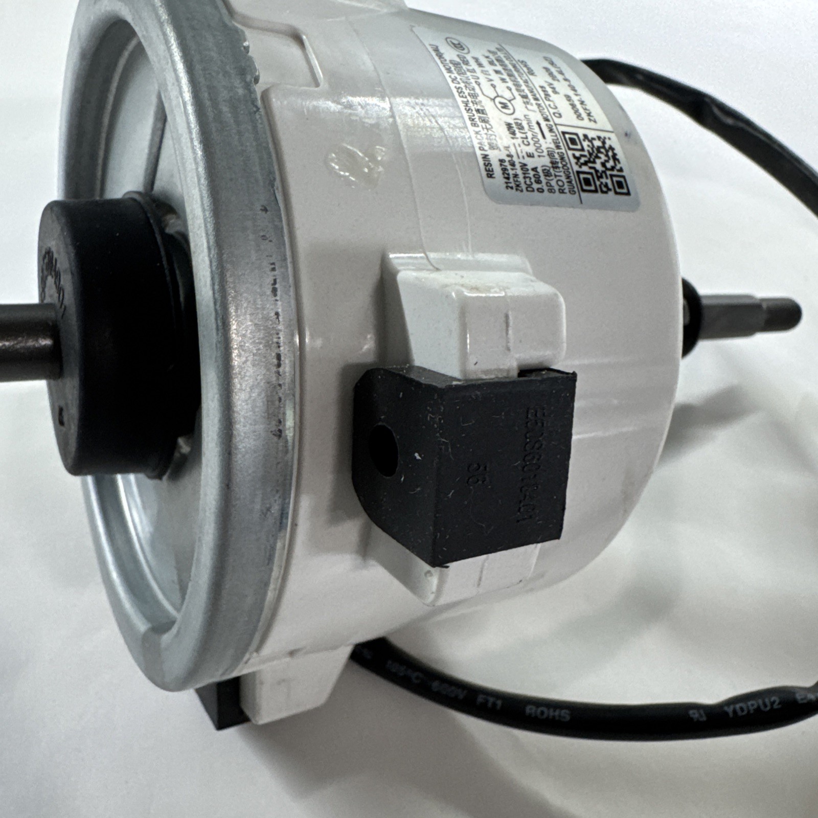 DC310V 140W 0.60A Brushless DC Motor Resin Pack E CL 1000R/Min