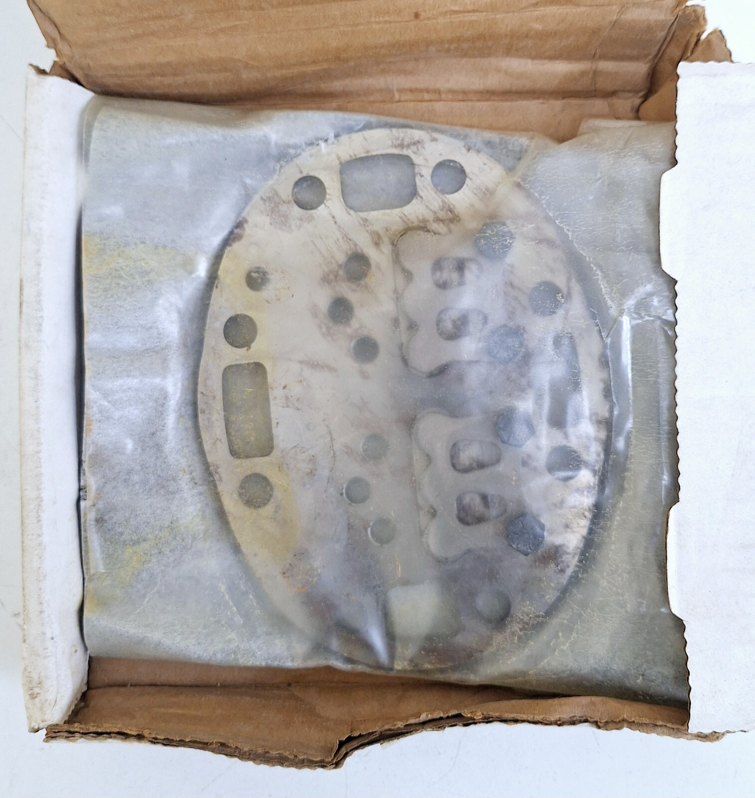 Carrier 17-44049-00 Valve Plate