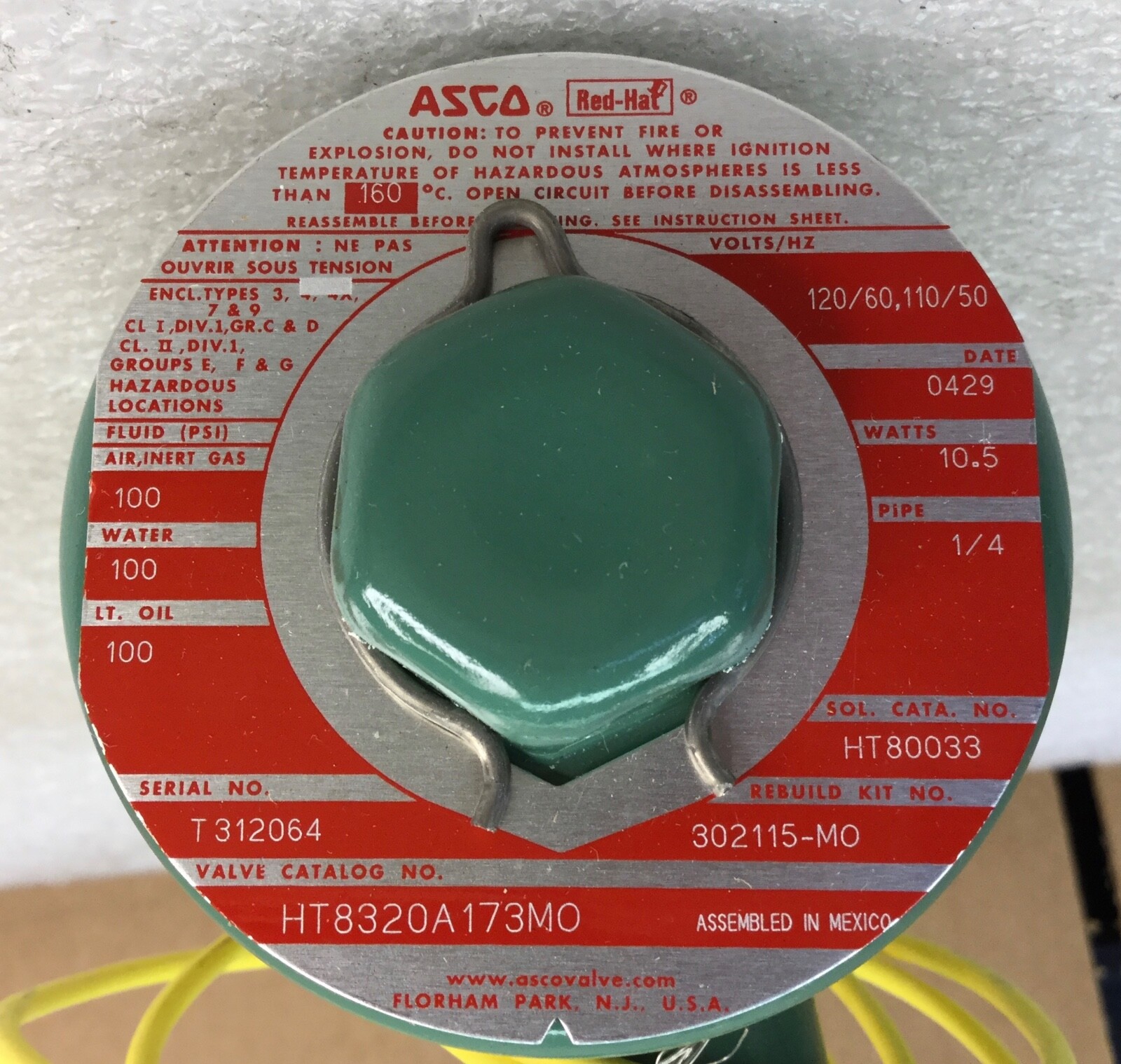 ASCO HT8320A173M0 120VAC SOLENOID VALVE 1/4″ NPT NEW IN BOX