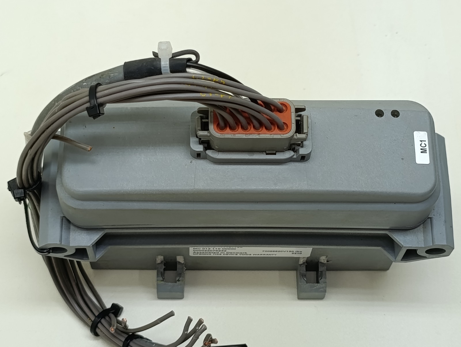 Danfoss 11130915 MC012-110 Programmable Mobile Controller – CAN Bus